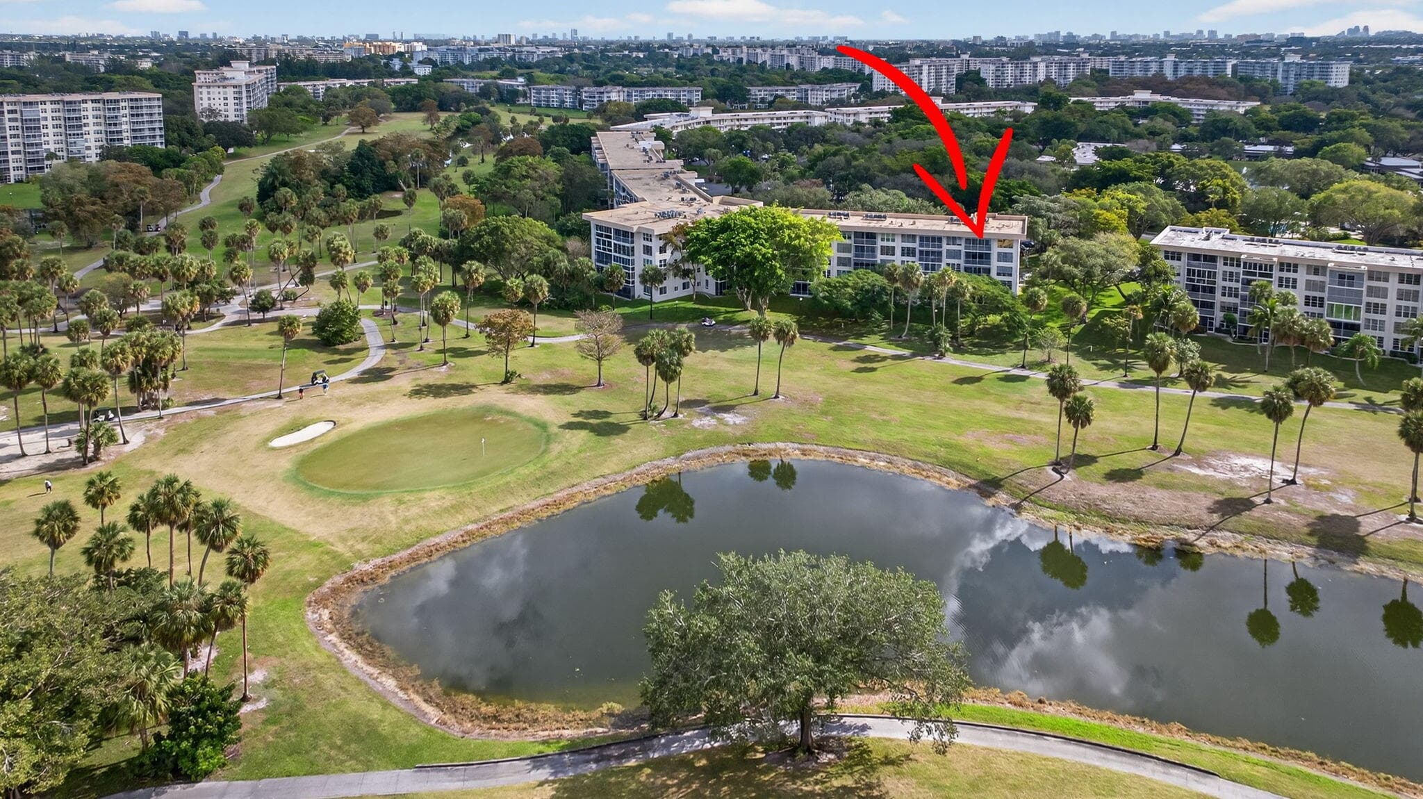 3960 Oaks Clubhouse Drive 512, Pompano Beach, FL 33069 — photo 2 of 58