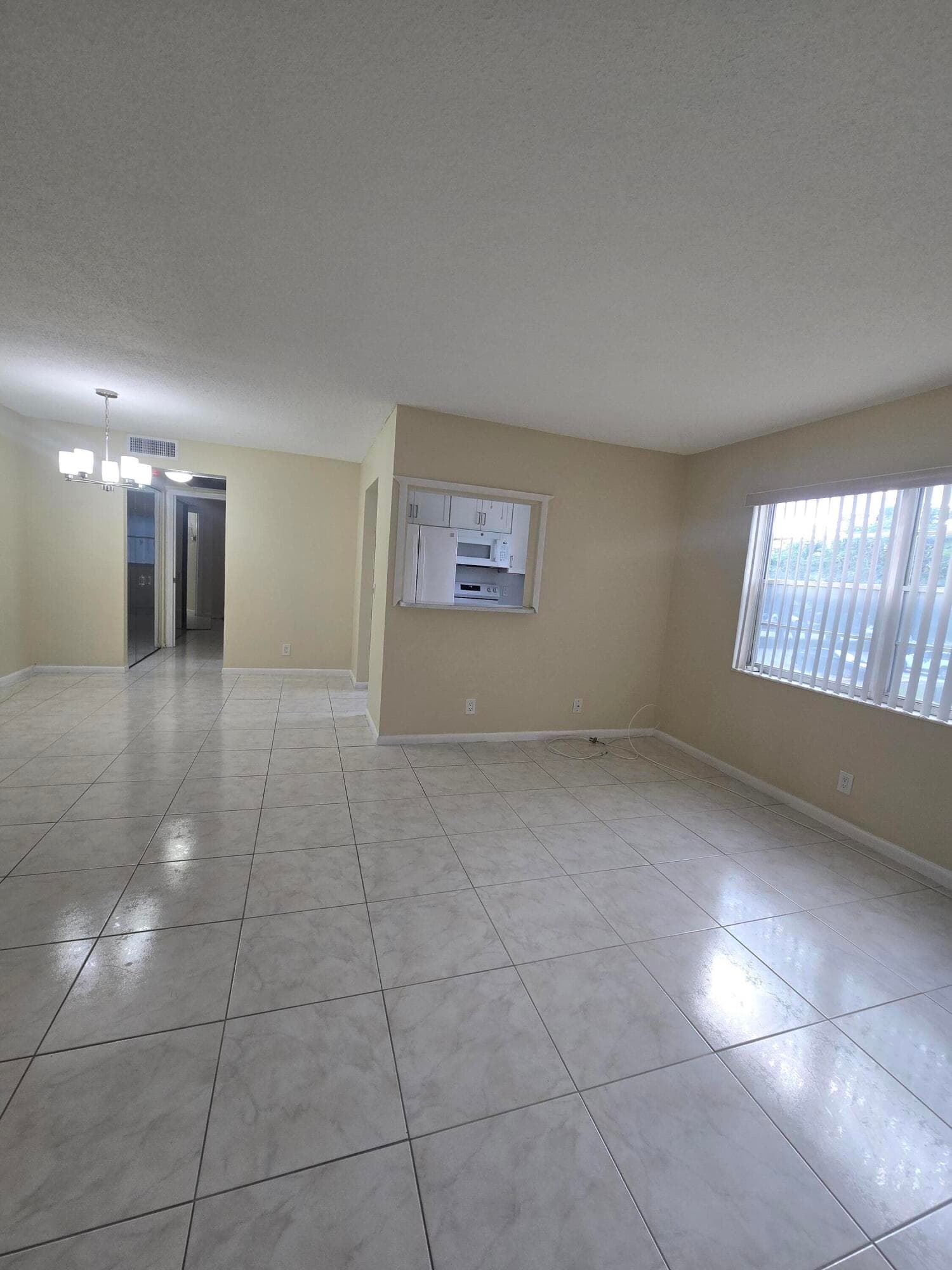 17 Cambridge A, West Palm Beach, FL 33417 — photo 12 of 15