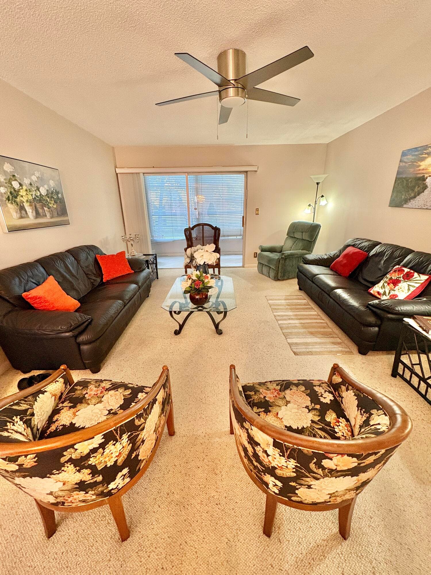 19 Golfs Edge F, West Palm Beach, FL 33417 — photo 1 of 22