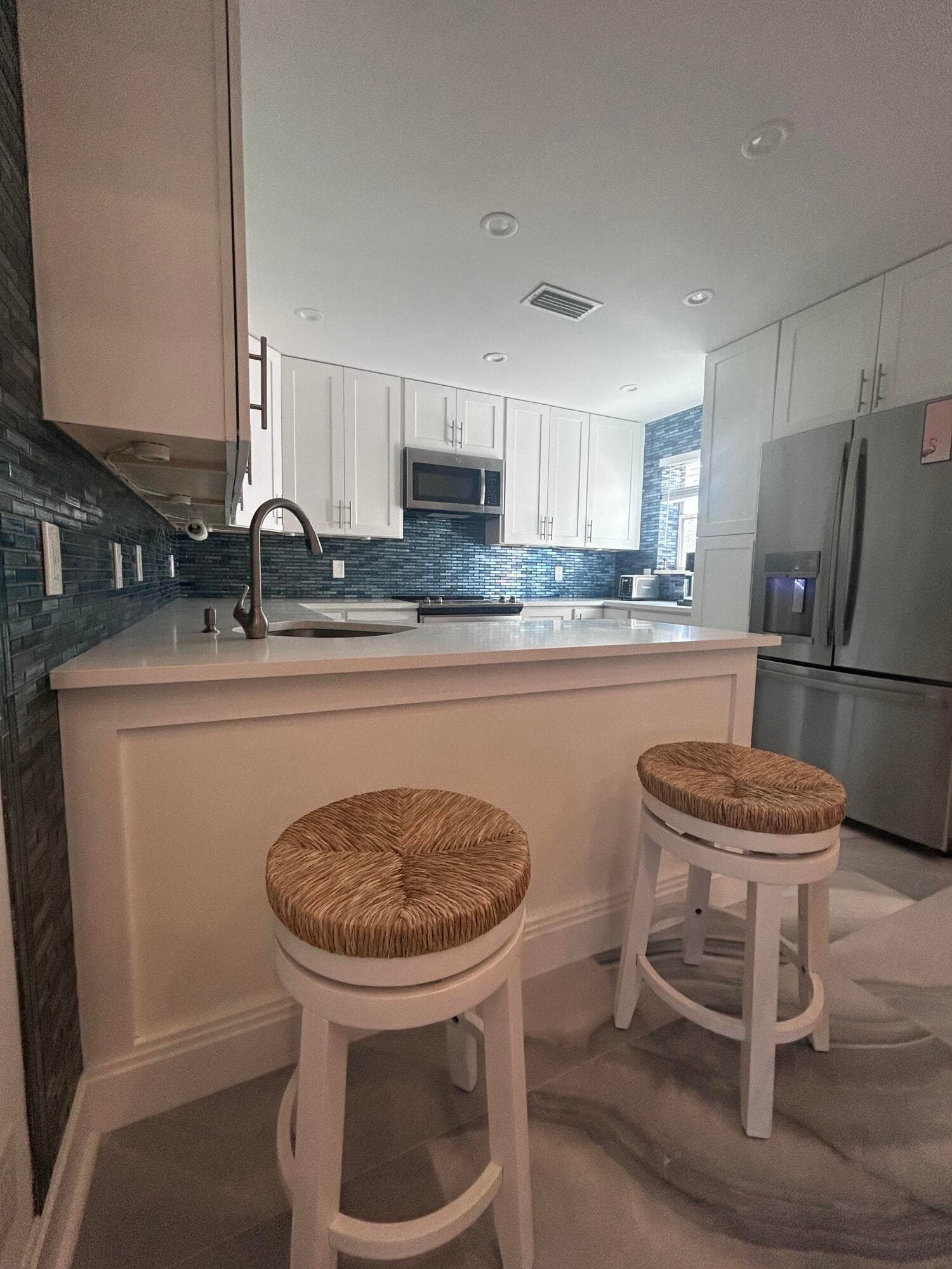Condominium in Jupiter — photo 3 of 12