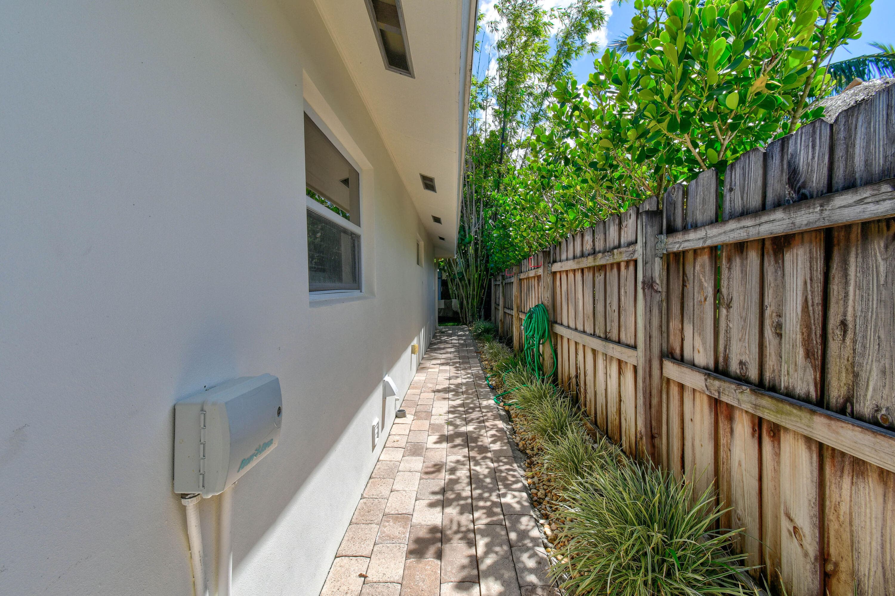 106 Windsor Road E, Jupiter, FL 33469 — photo 40 of 44