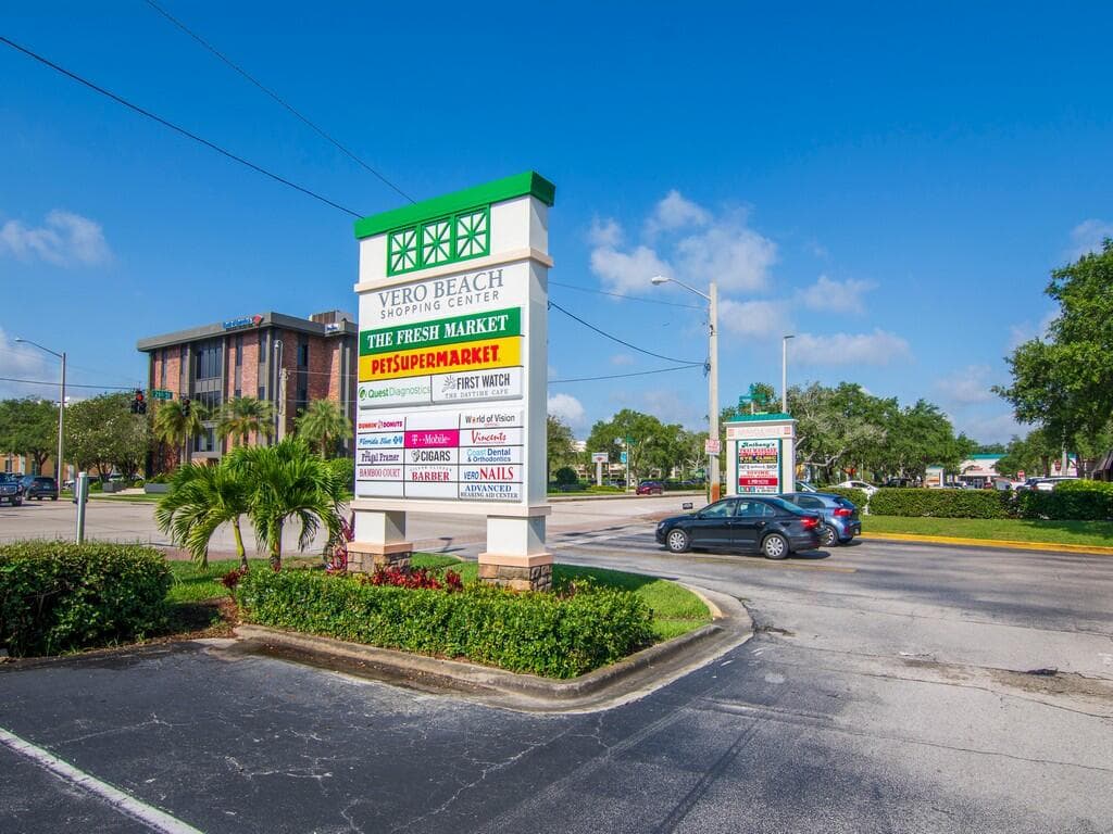 2333 Indian River Boulevard 506, Vero Beach, FL 32960 — photo 33 of 35