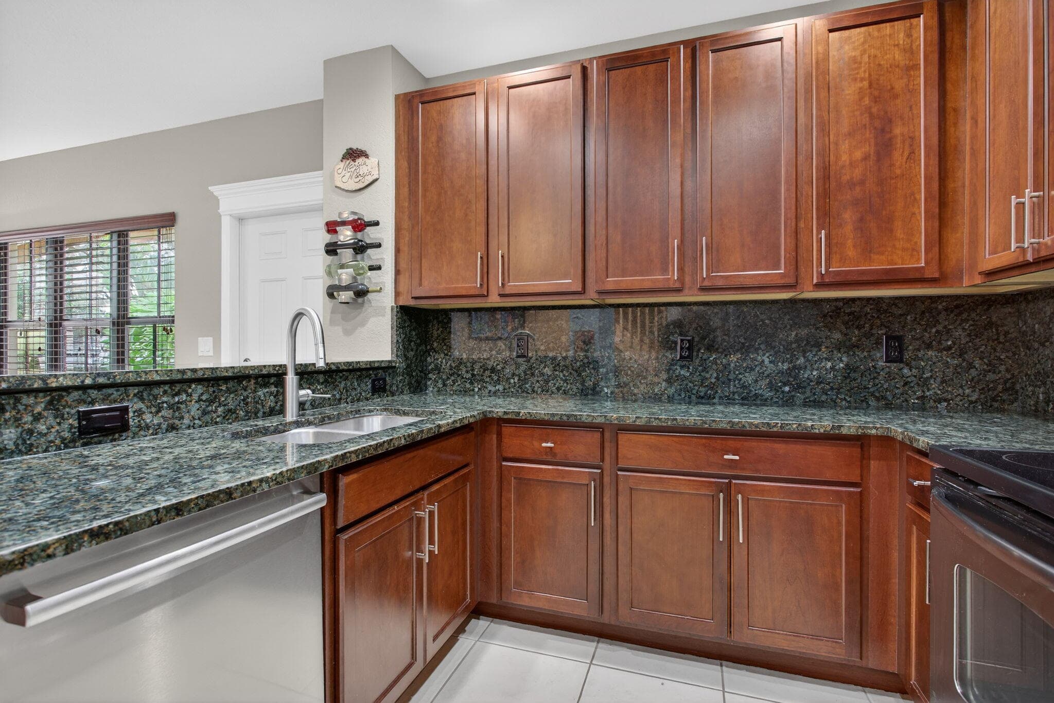 4751 Grand Cypress Circle N, Coconut Creek, FL 33073 — photo 10 of 40