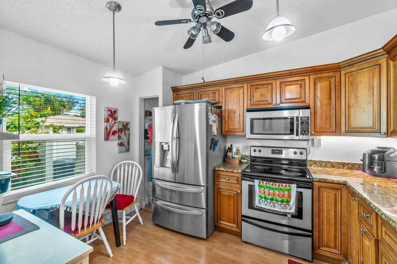 18855 Candlewick Drive, Boca Raton, FL 33496 — photo 6 of 27