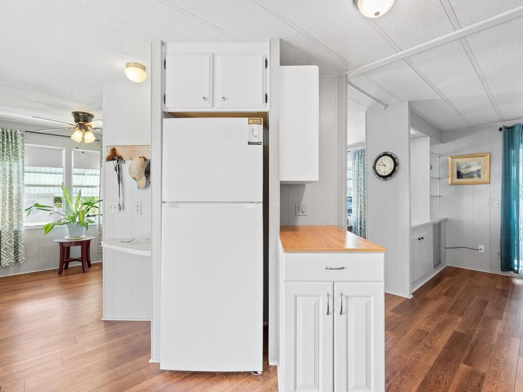 196 NE Emerald Drive, Jensen Beach, FL 34957 — photo 14 of 32
