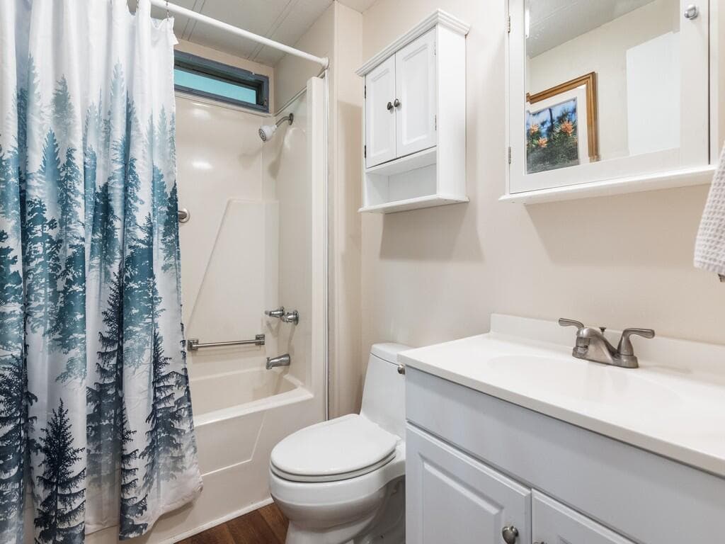 196 NE Emerald Drive, Jensen Beach, FL 34957 — photo 26 of 32