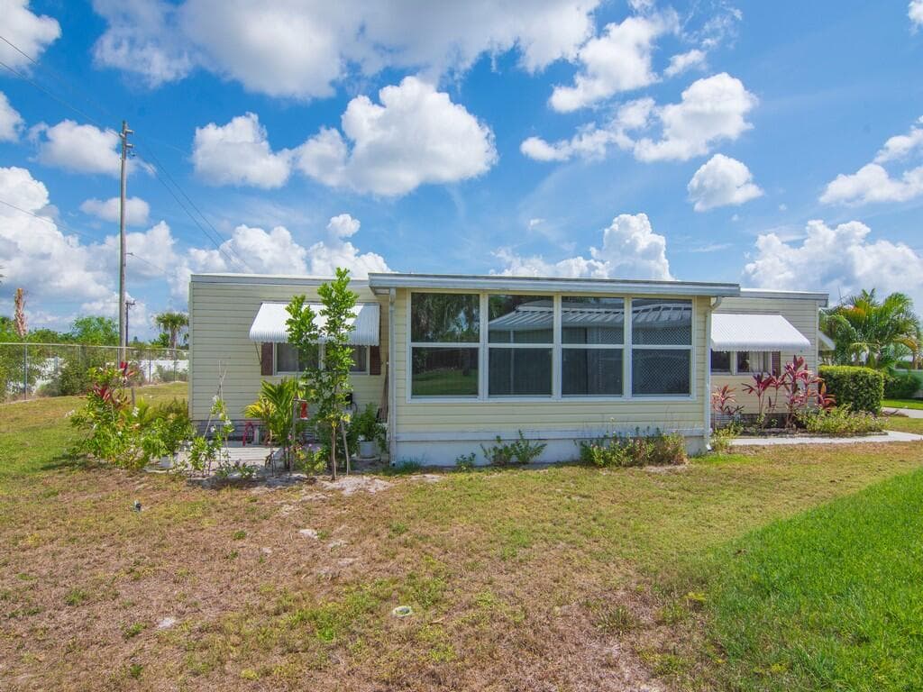 196 NE Emerald Drive, Jensen Beach, FL 34957 — photo 30 of 32