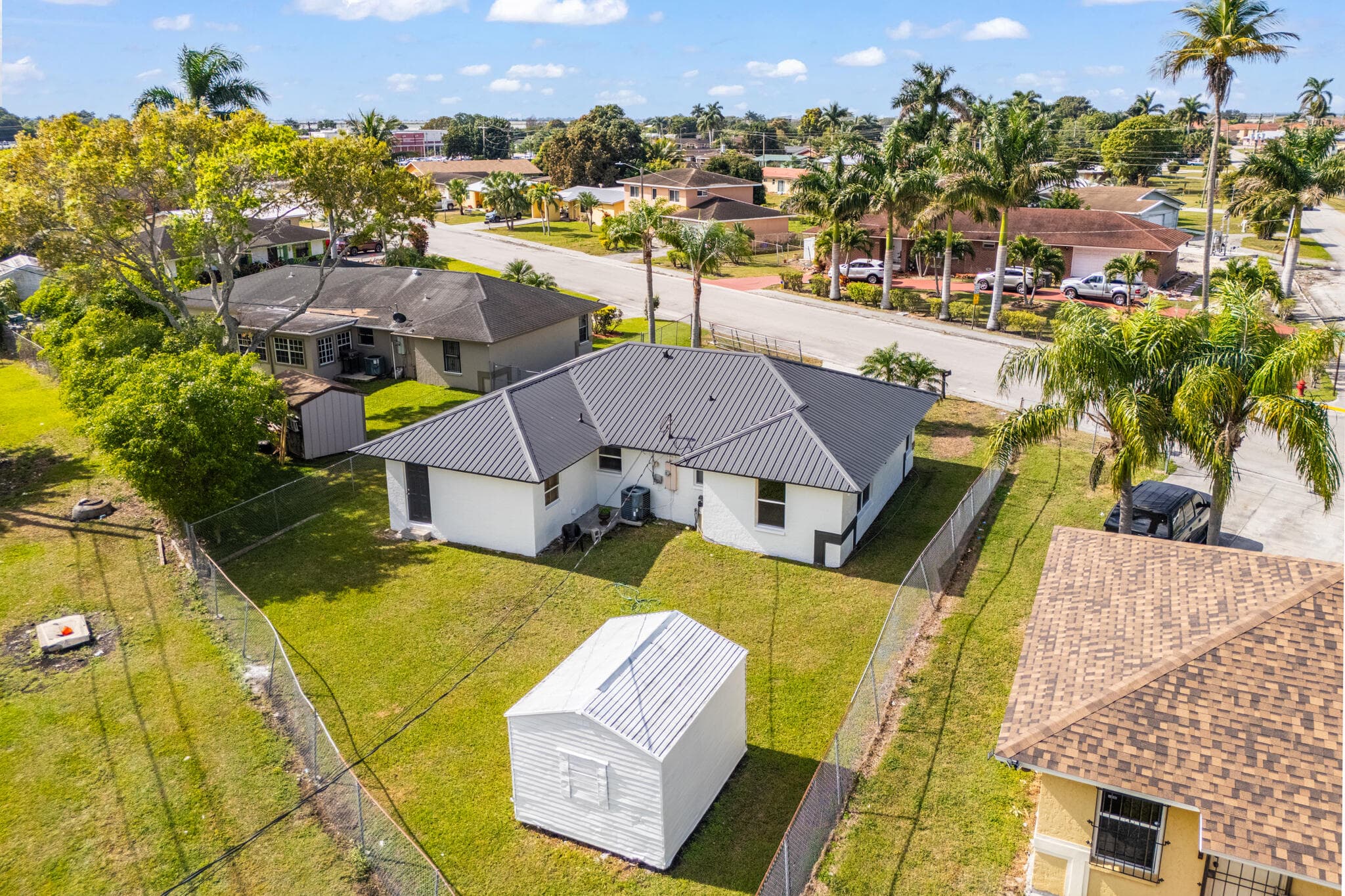 603 SW 10th Street, Belle Glade, FL 33430 — photo 4 of 21