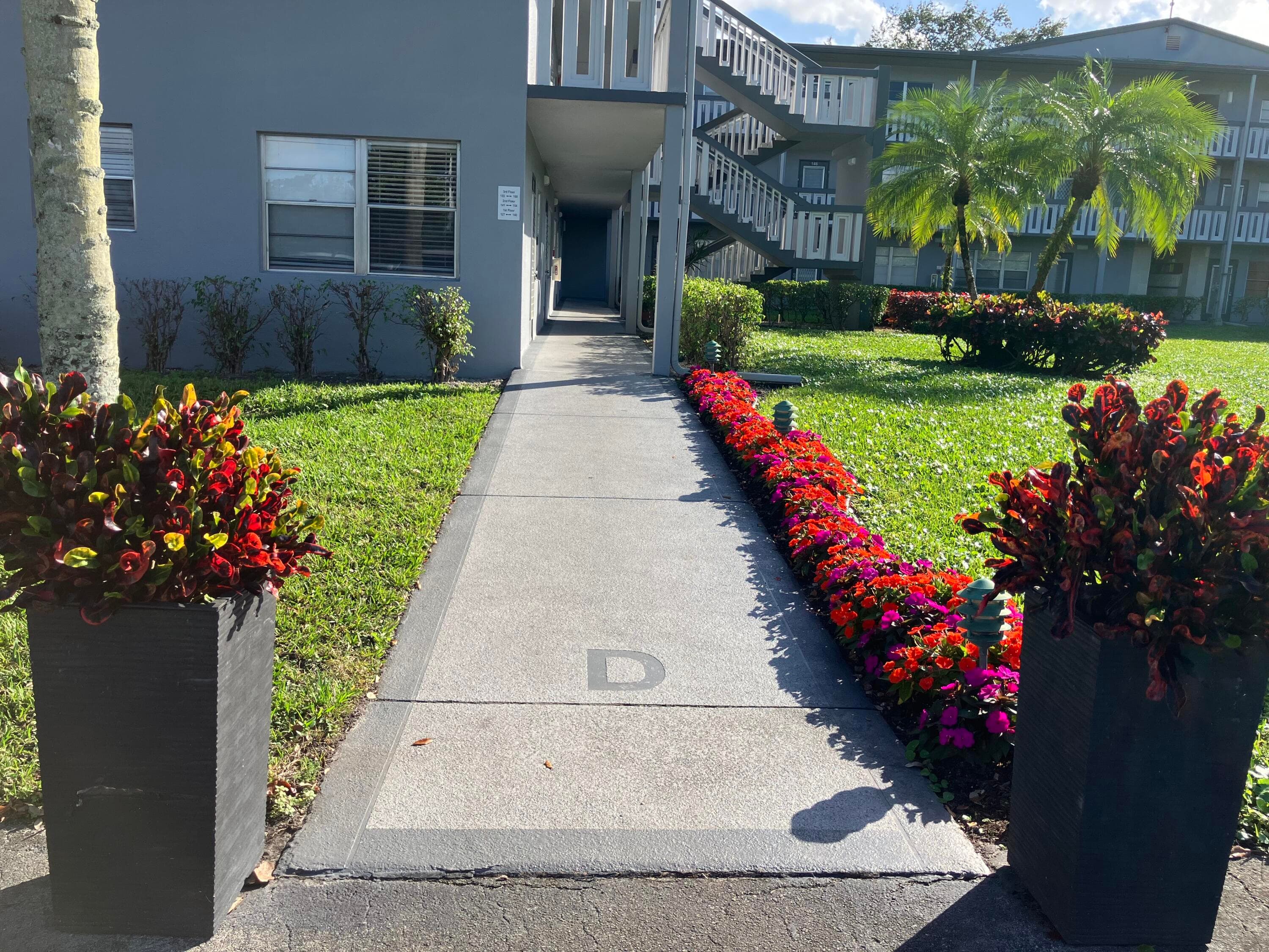 156 Suffolk D, Boca Raton, FL 33434 — photo 6 of 38
