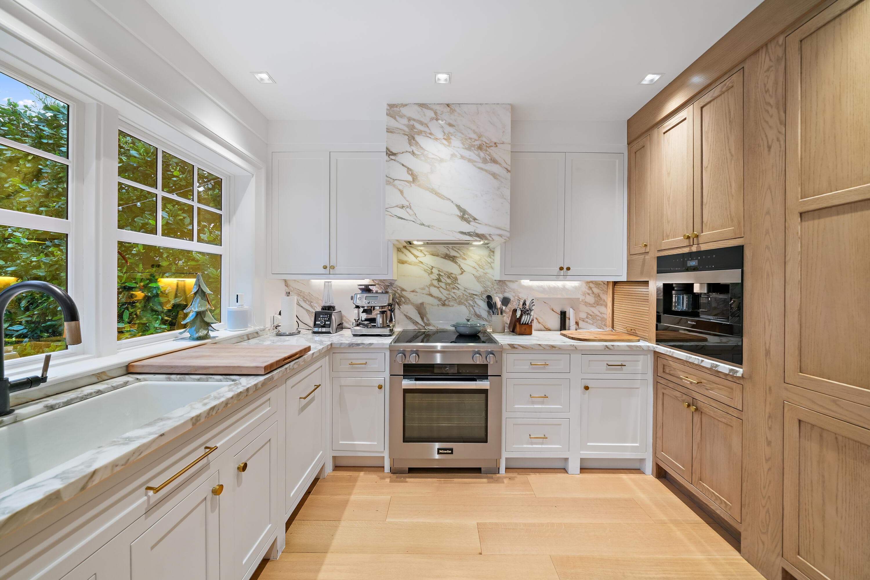 160 Chilean Avenue, Palm Beach, FL 33480 — photo 17 of 40