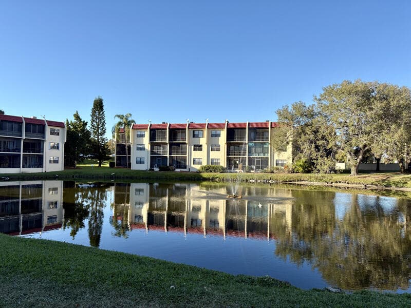 2050 Oleander Boulevard 2-205, Fort Pierce, FL 34950 — photo 12 of 19