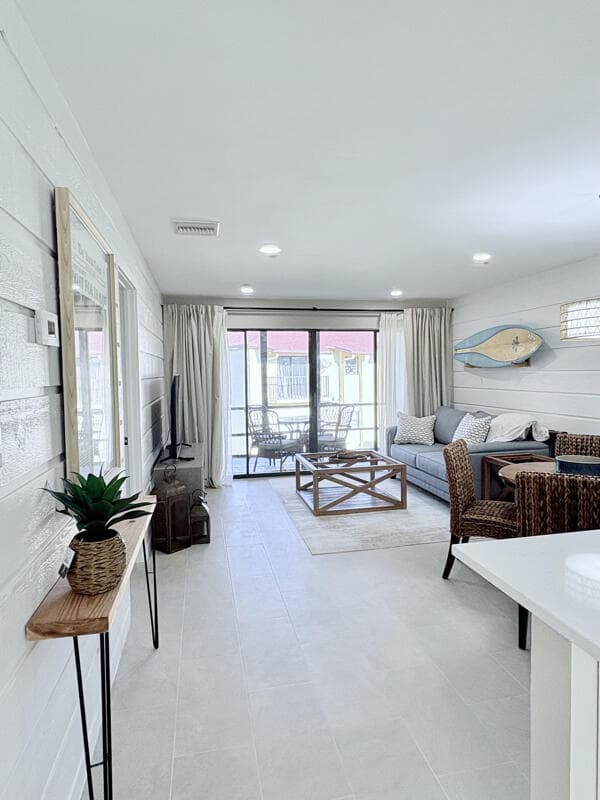 2050 Oleander Boulevard 2-205, Fort Pierce, FL 34950 — photo 17 of 19