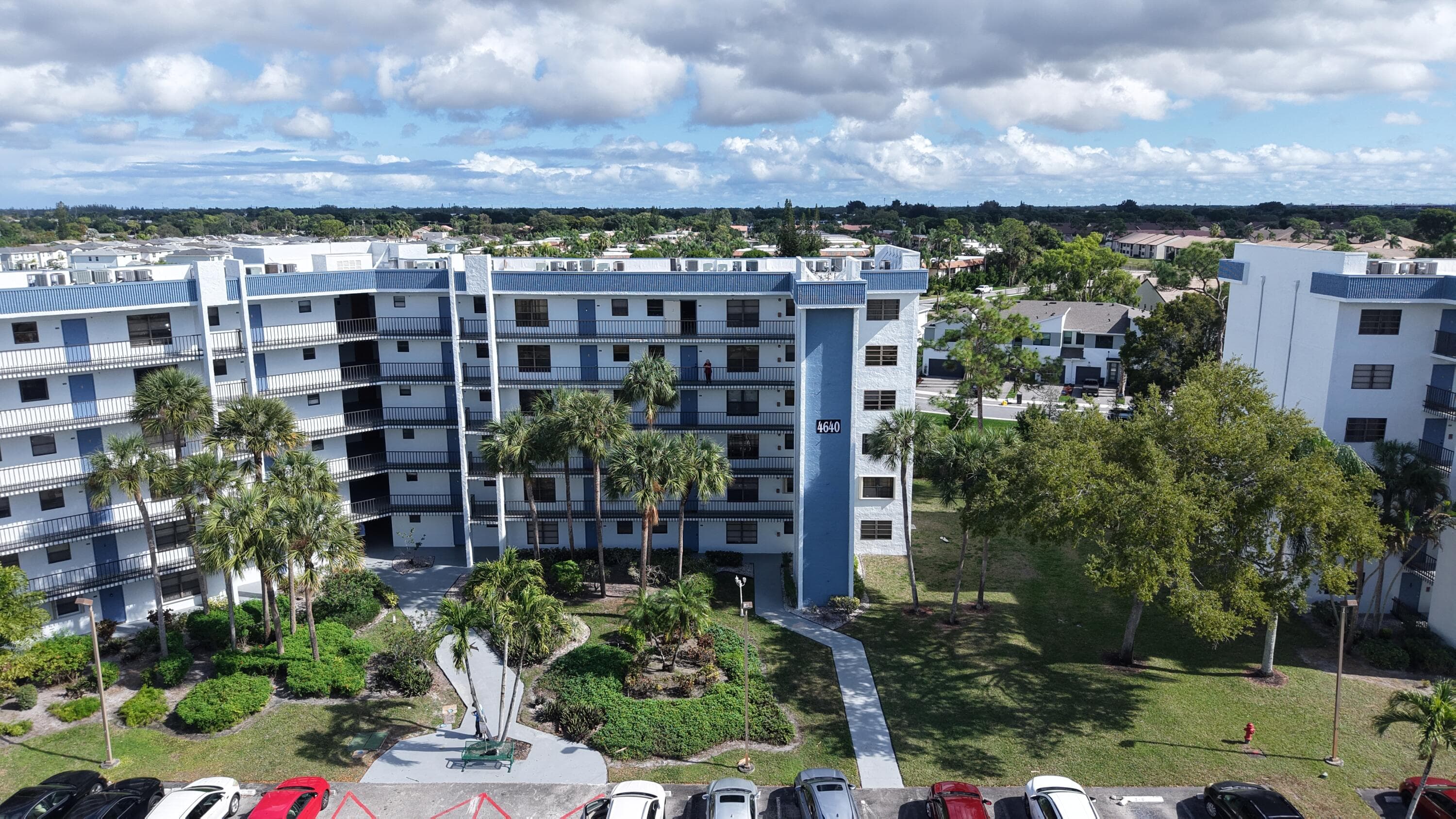 4640 Lucerne Lakes Boulevard W 508, Lake Worth, FL 33467 — photo 7 of 34