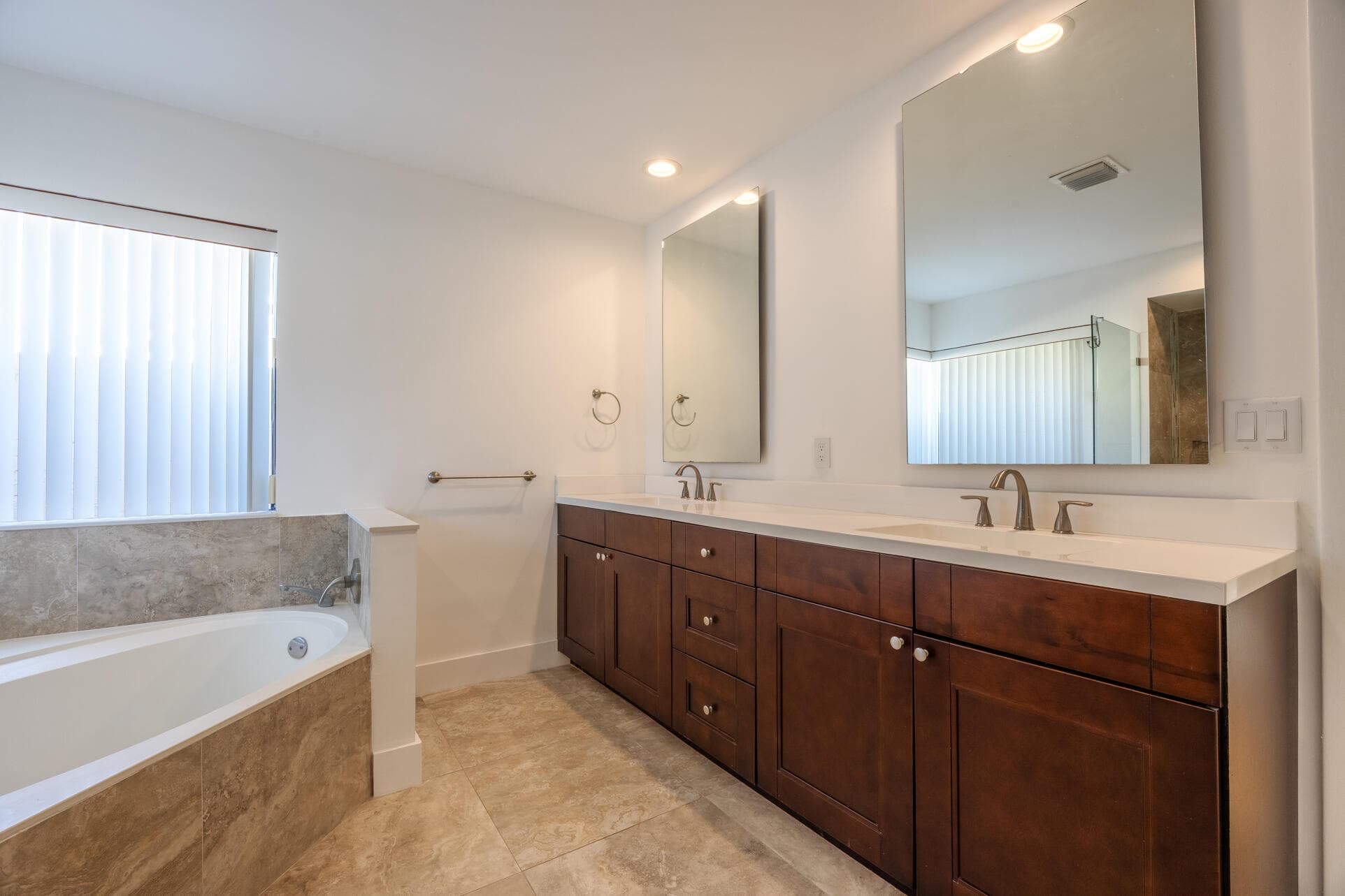 22352 Martella Avenue, Boca Raton, FL 33433 — photo 8 of 26