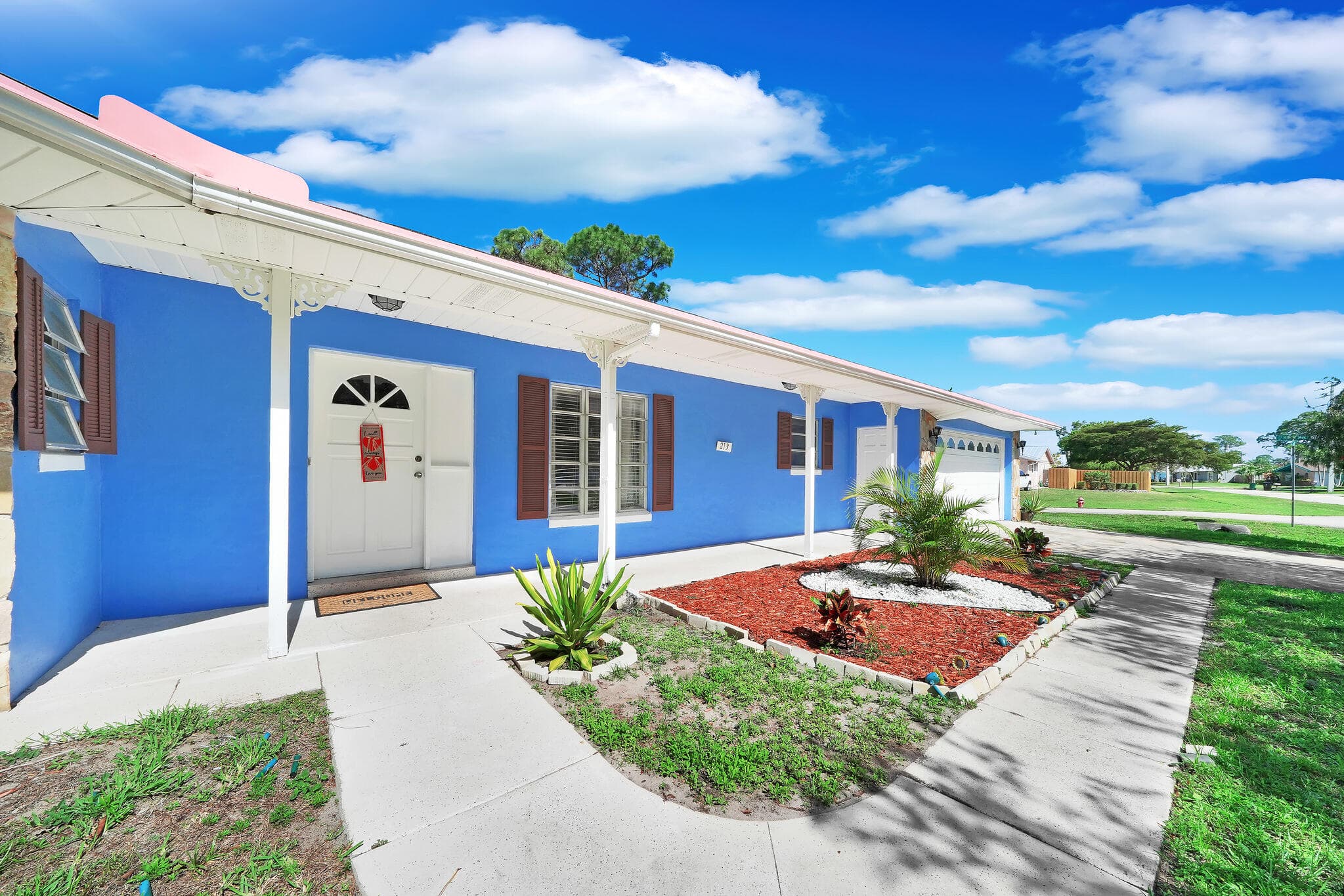 213 SE Eyerly Avenue, Port St. Lucie, FL 34983 — photo 1 of 37