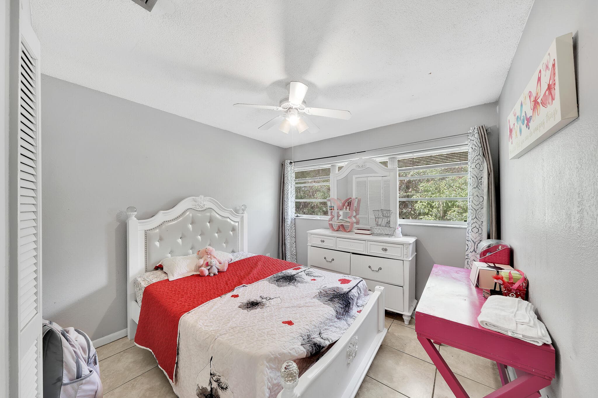 213 SE Eyerly Avenue, Port St. Lucie, FL 34983 — photo 7 of 37