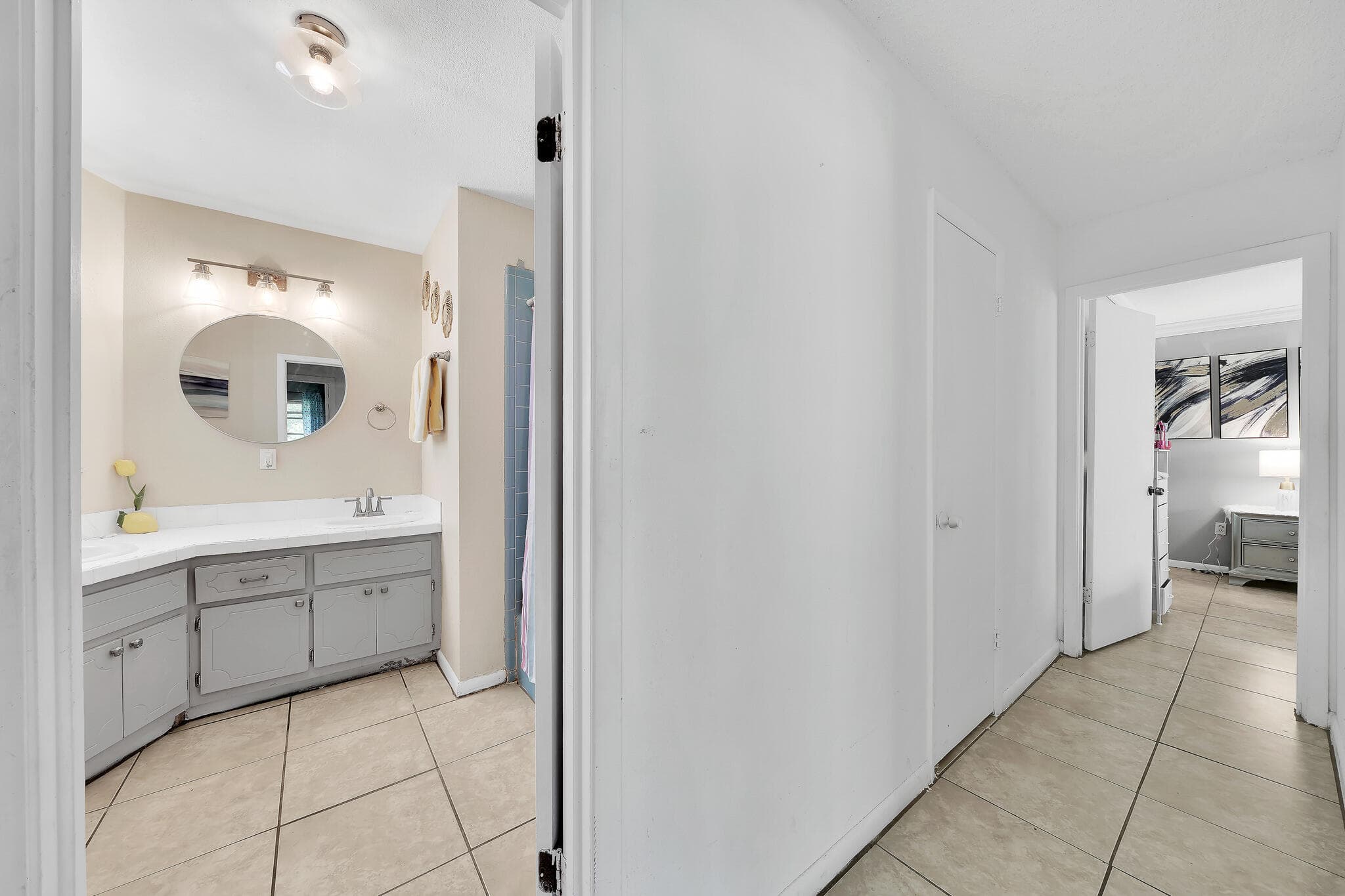 213 SE Eyerly Avenue, Port St. Lucie, FL 34983 — photo 9 of 37