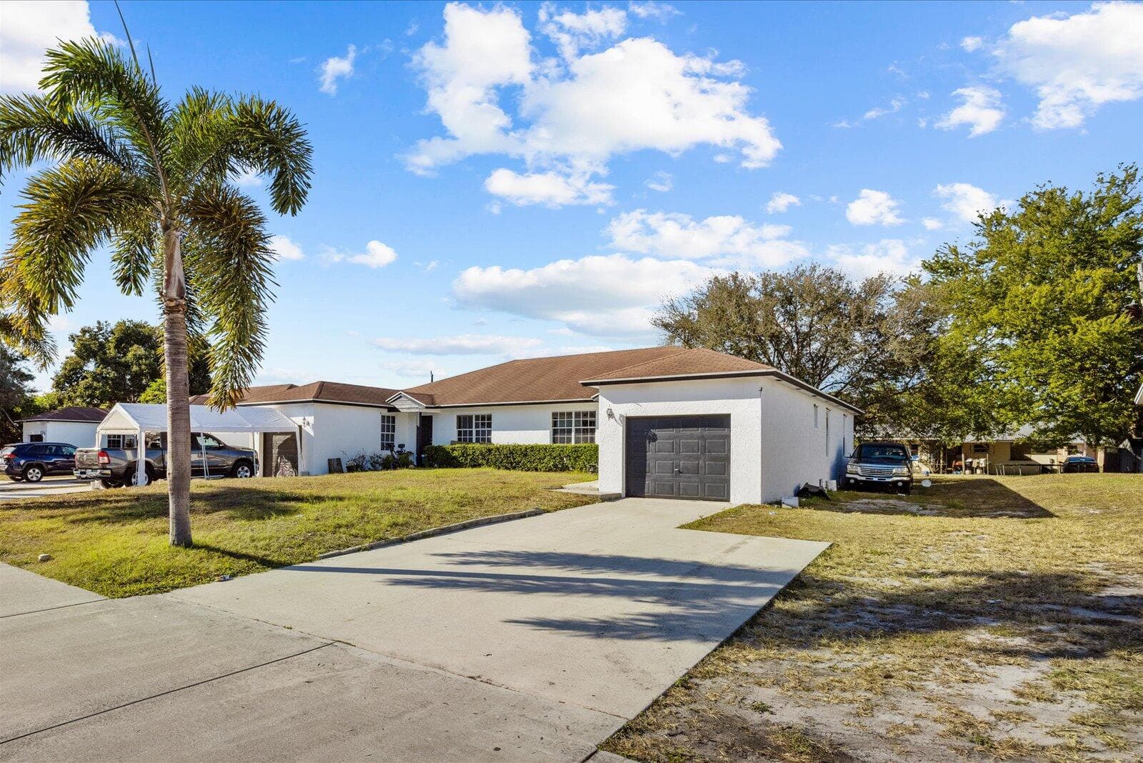2593 SE Indian Street, Stuart, FL 34997 — photo 3 of 7