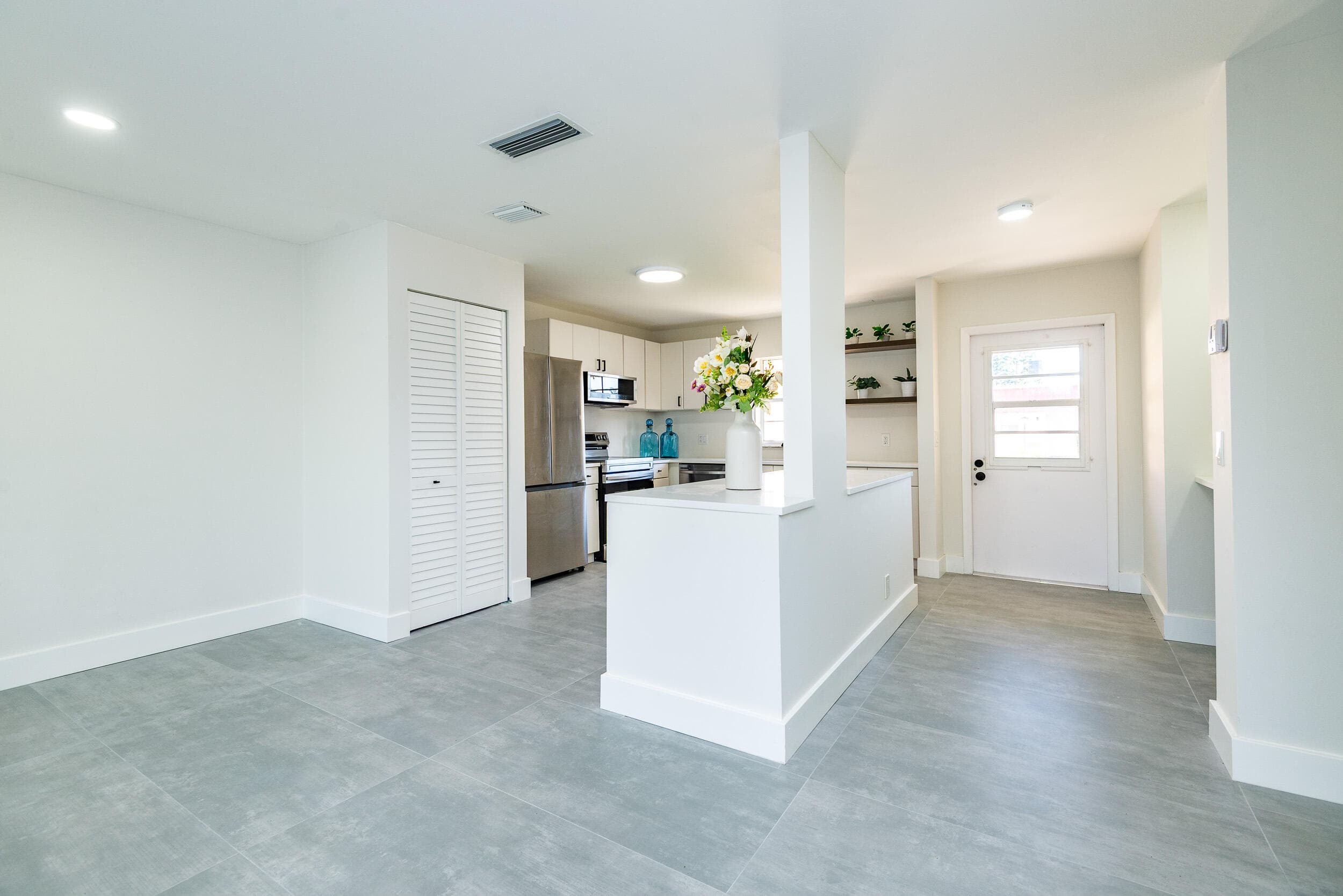 604 Laconia Circle, Lake Worth, FL 33467 — photo 8 of 29