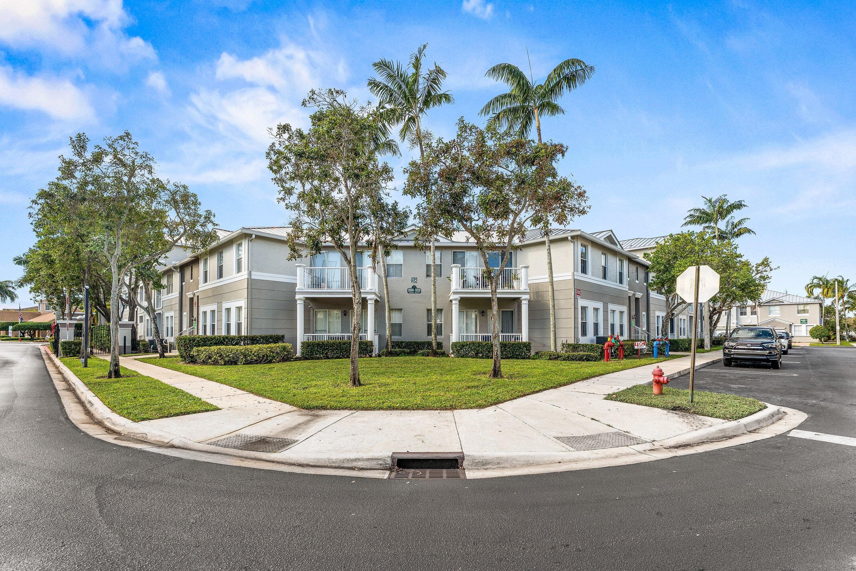 1012 Shoma Drive, Royal Palm Beach, FL 33414 — photo 3 of 29