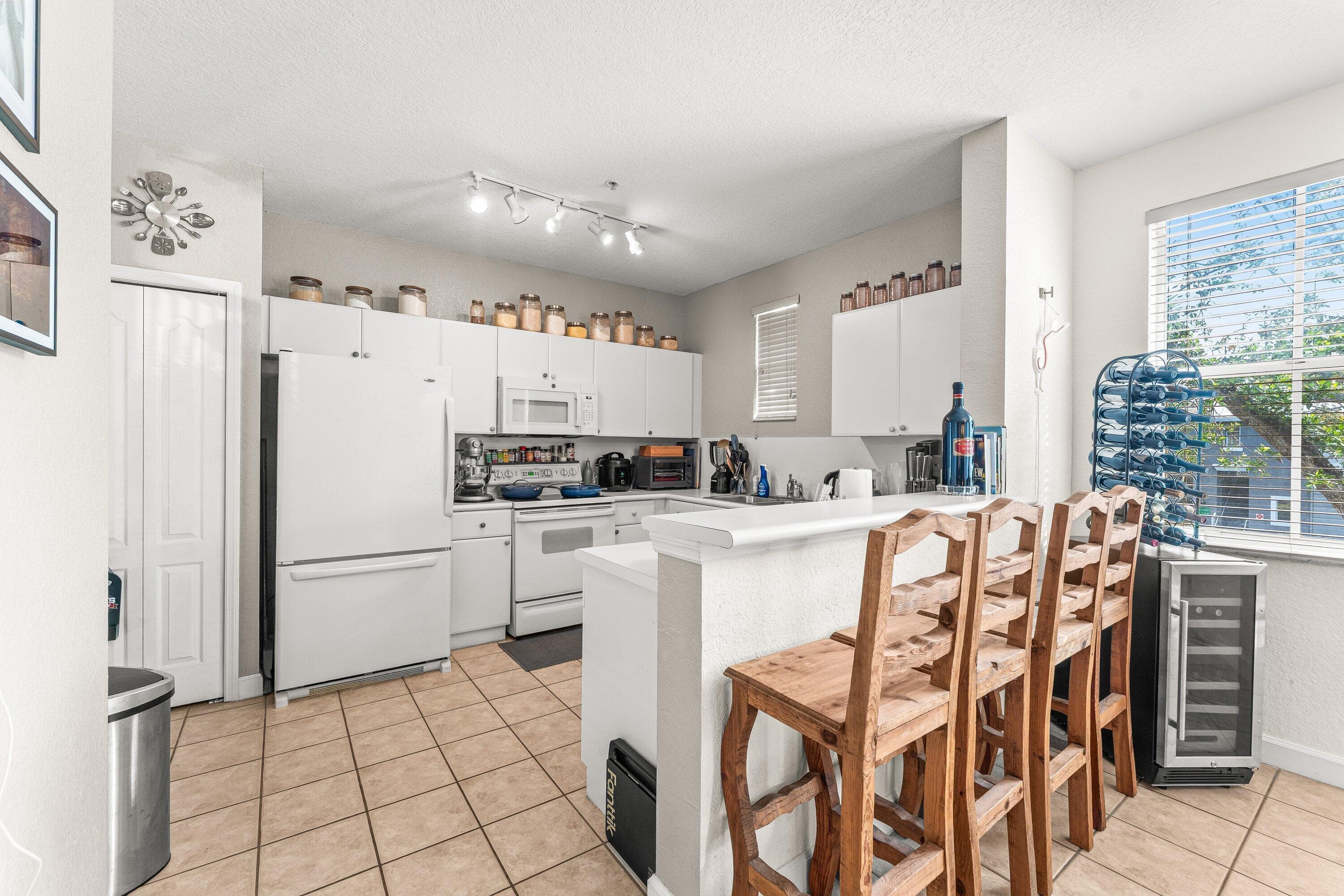 1012 Shoma Drive, Royal Palm Beach, FL 33414 — photo 12 of 29