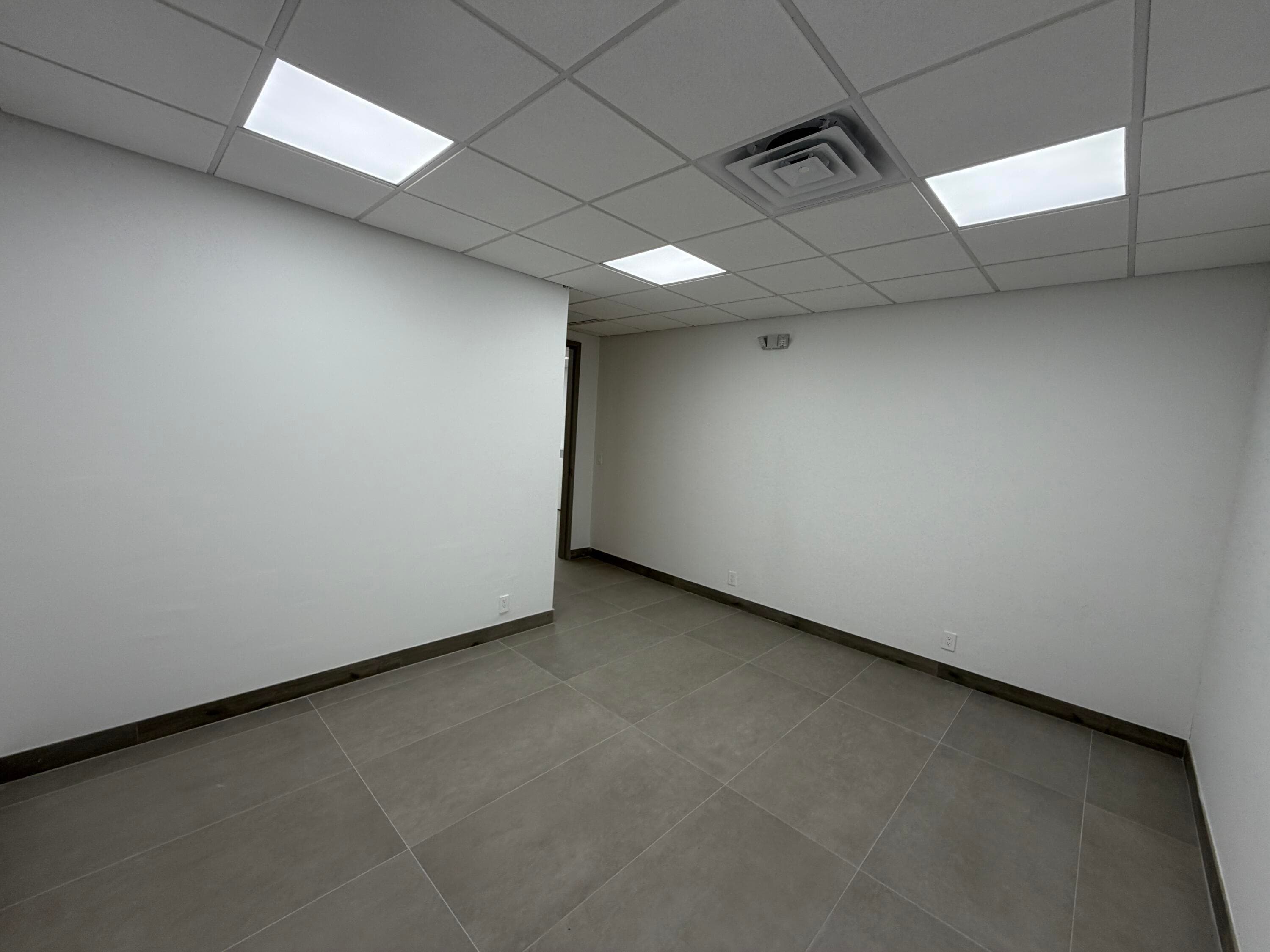 5170 N Federal Highway, Fort Lauderdale, FL 33308 — photo 13 of 27