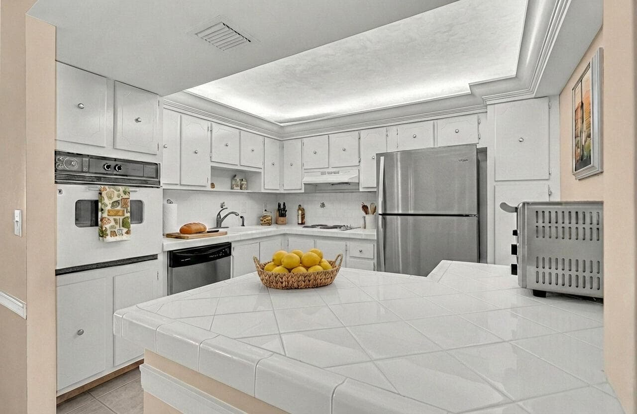3460 S Ocean Boulevard 314, Palm Beach, FL 33480 — photo 4 of 16