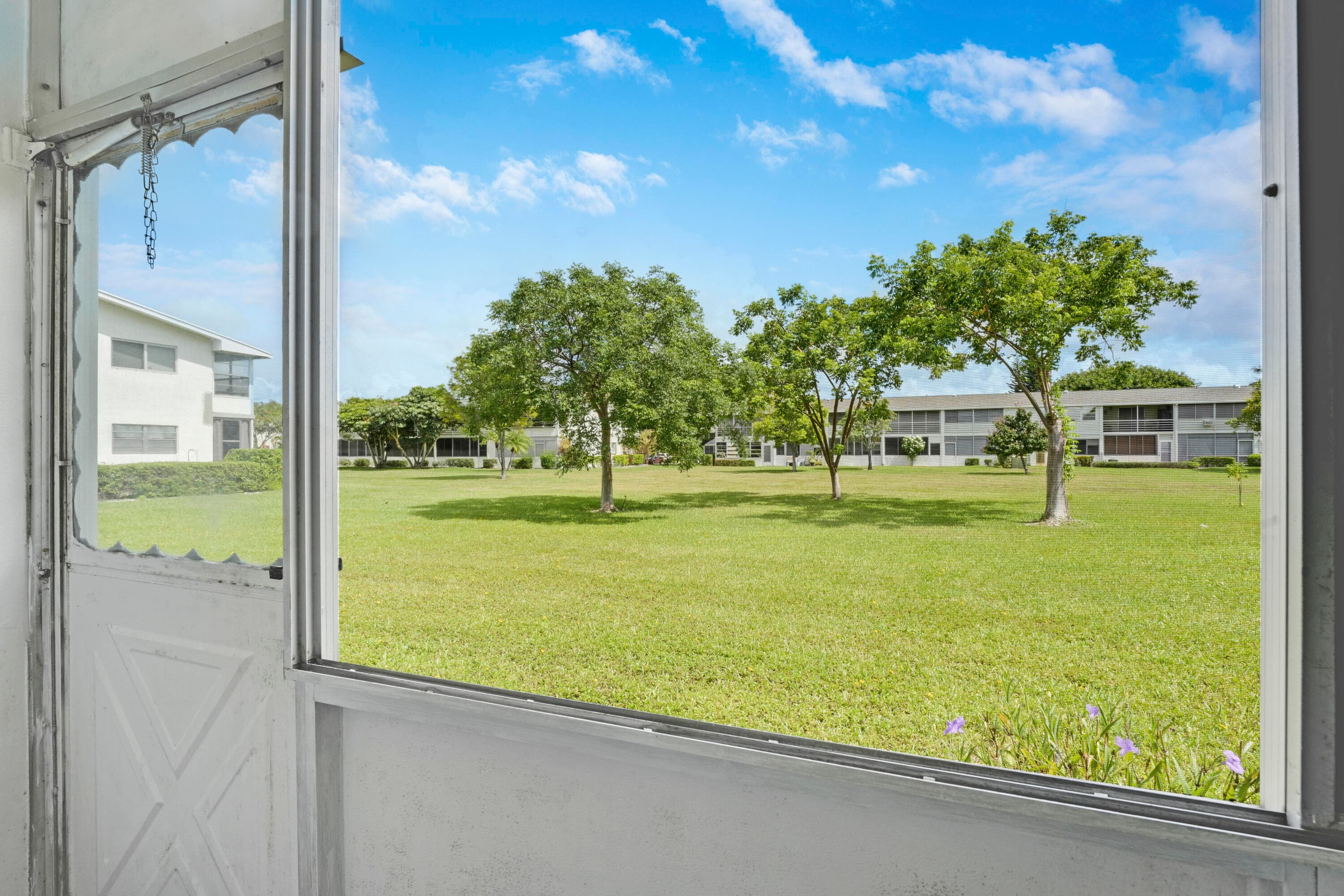 120 Windsor F, West Palm Beach, FL 33417 — photo 17 of 19