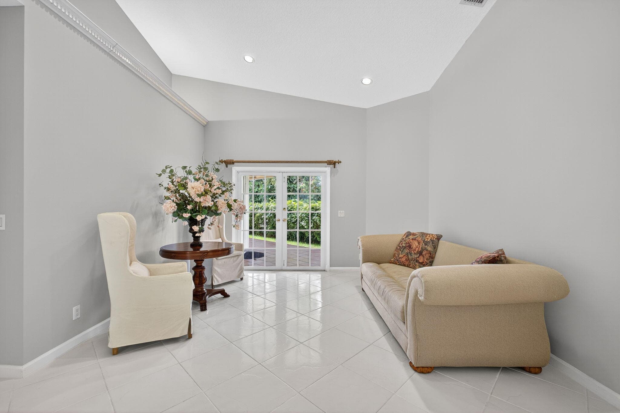 1052 W Shore Drive, West Palm Beach, FL 33406 — photo 14 of 65