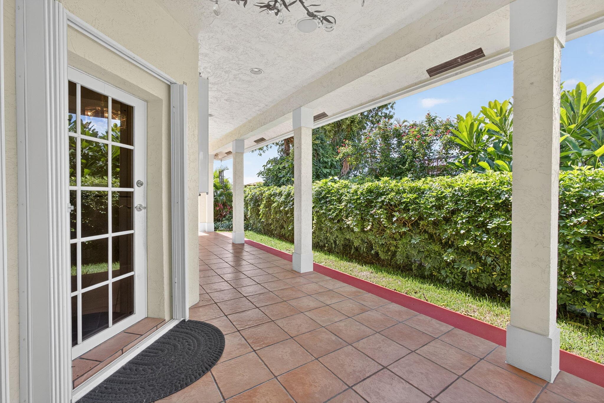 1052 W Shore Drive, West Palm Beach, FL 33406 — photo 16 of 65