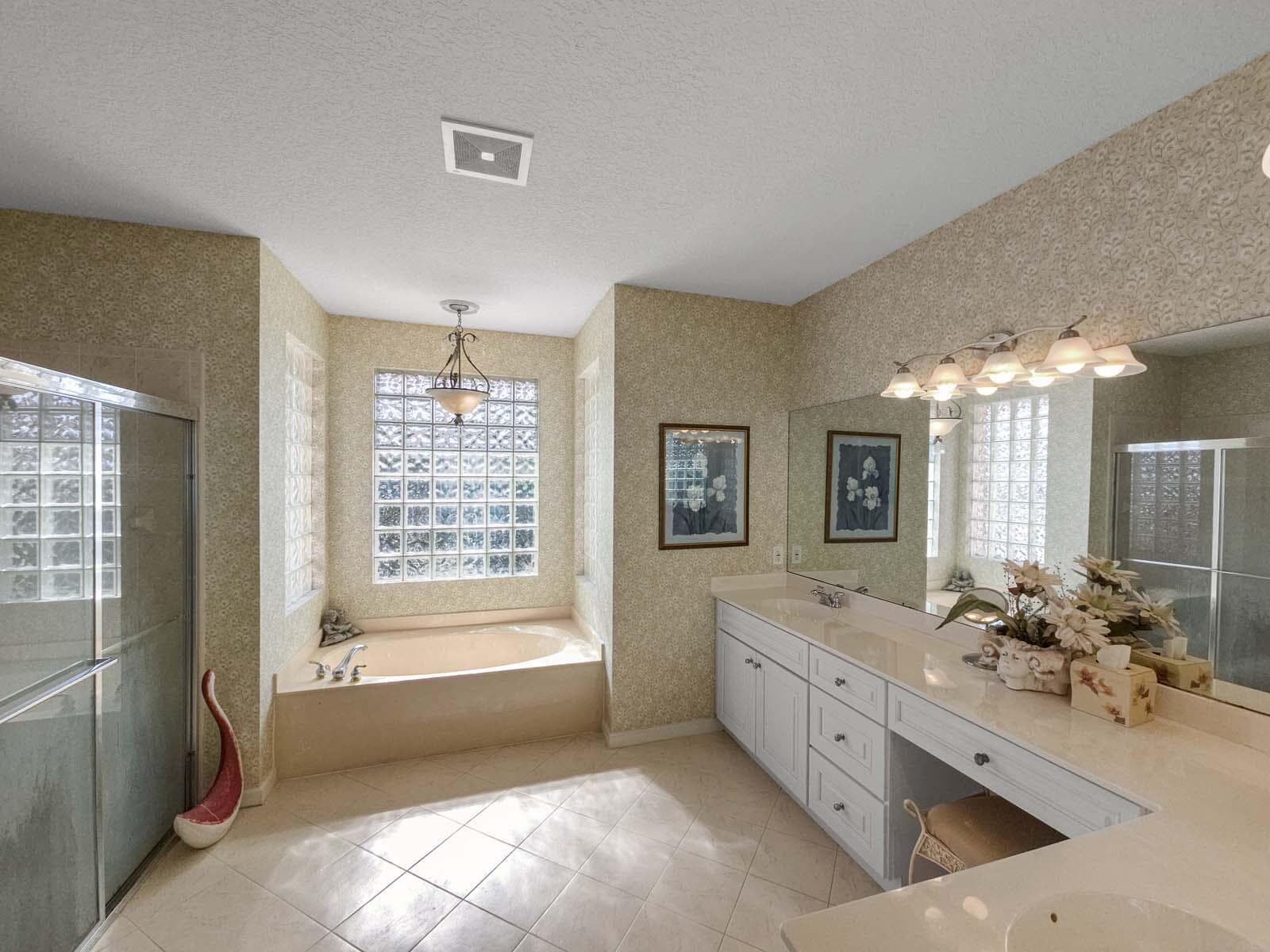5318 Landon Circle, Boynton Beach, FL 33437 — photo 16 of 75