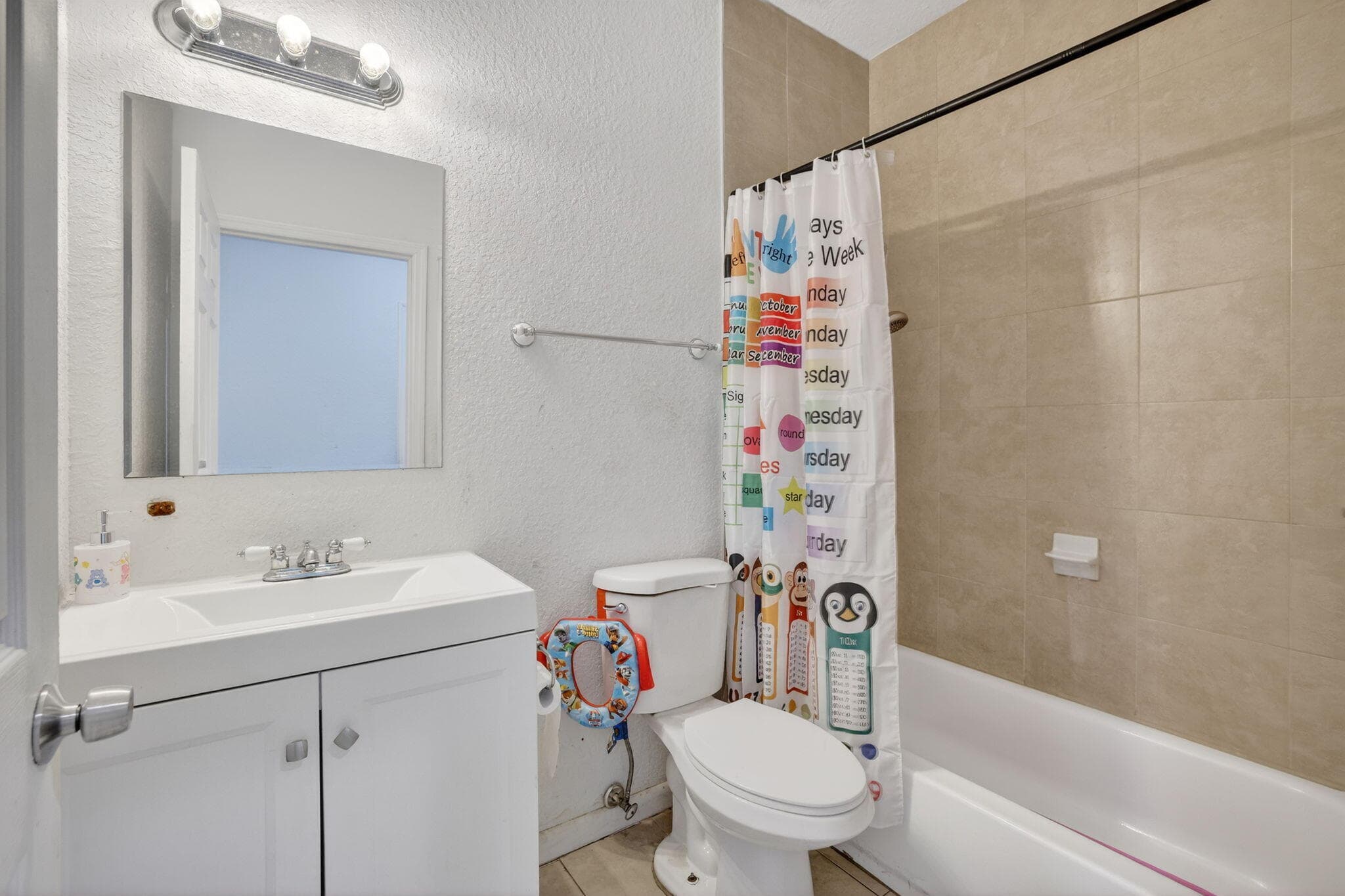 205 NW 27th Terrace, Fort Lauderdale, FL 33311 — photo 27 of 36