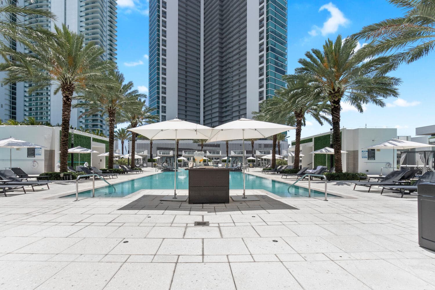 851 NE 1st Avenue 306, Miami, FL 33132 — photo 16 of 32