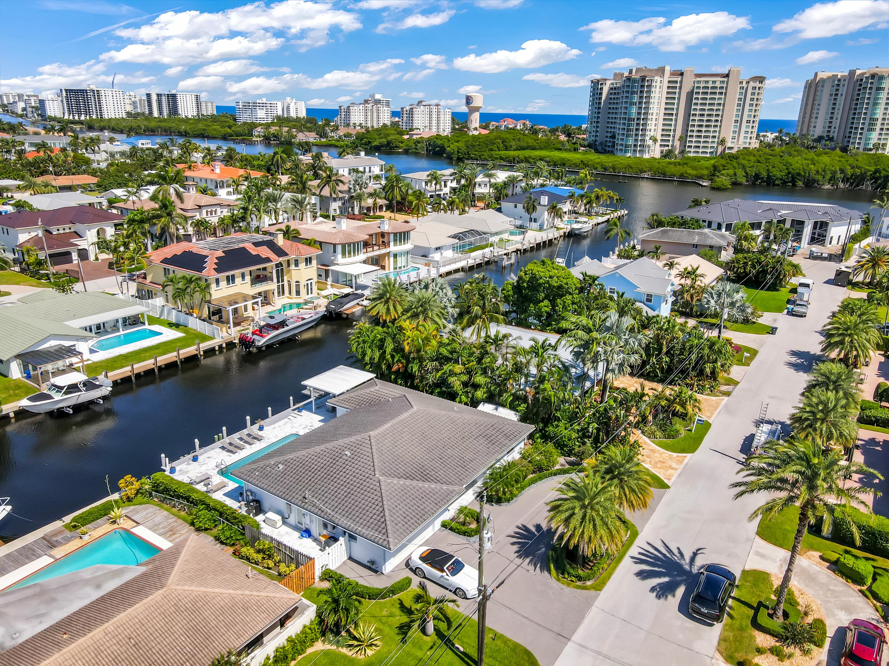 831 Dover Street, Boca Raton, FL 33487 — photo 4 of 71