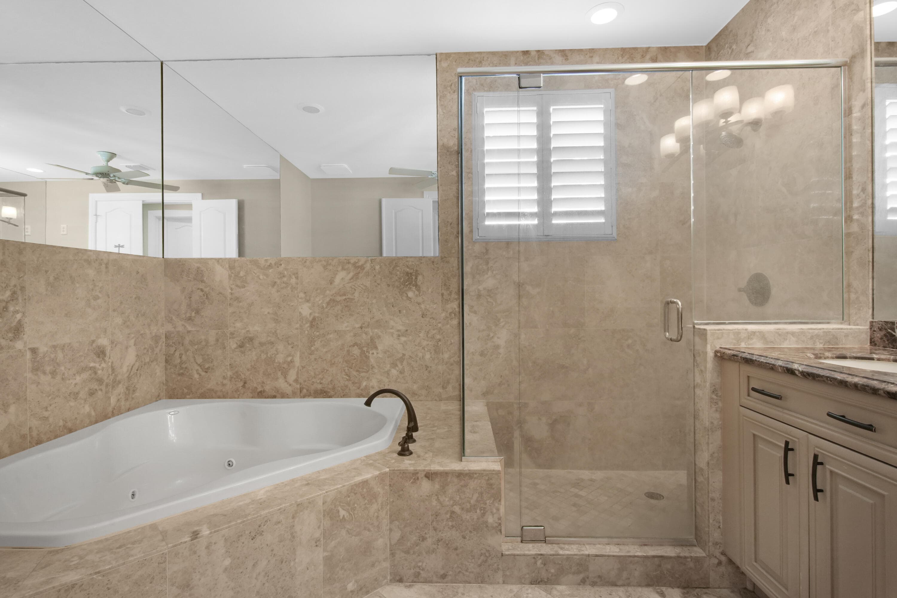 814 N Victoria Park Road, Fort Lauderdale, FL 33304 — photo 22 of 41