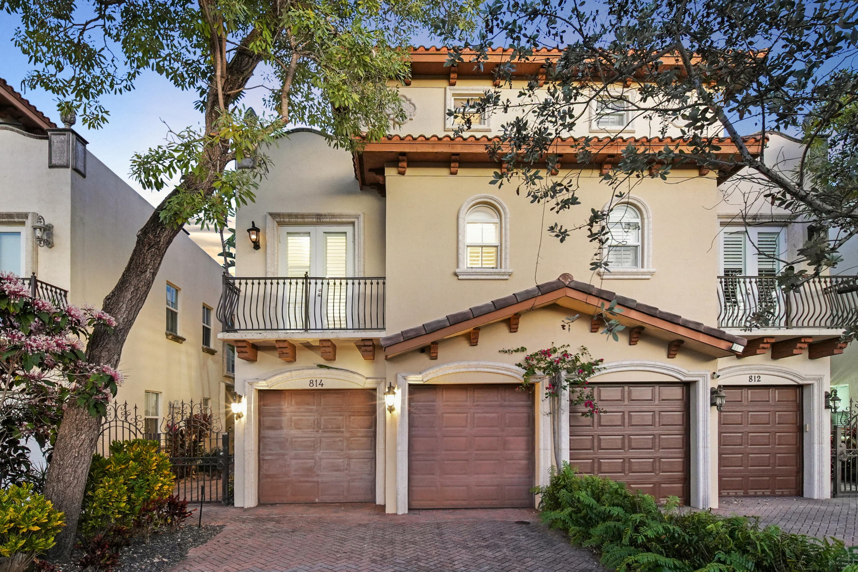 814 N Victoria Park Road, Fort Lauderdale, FL 33304 — photo 4 of 41