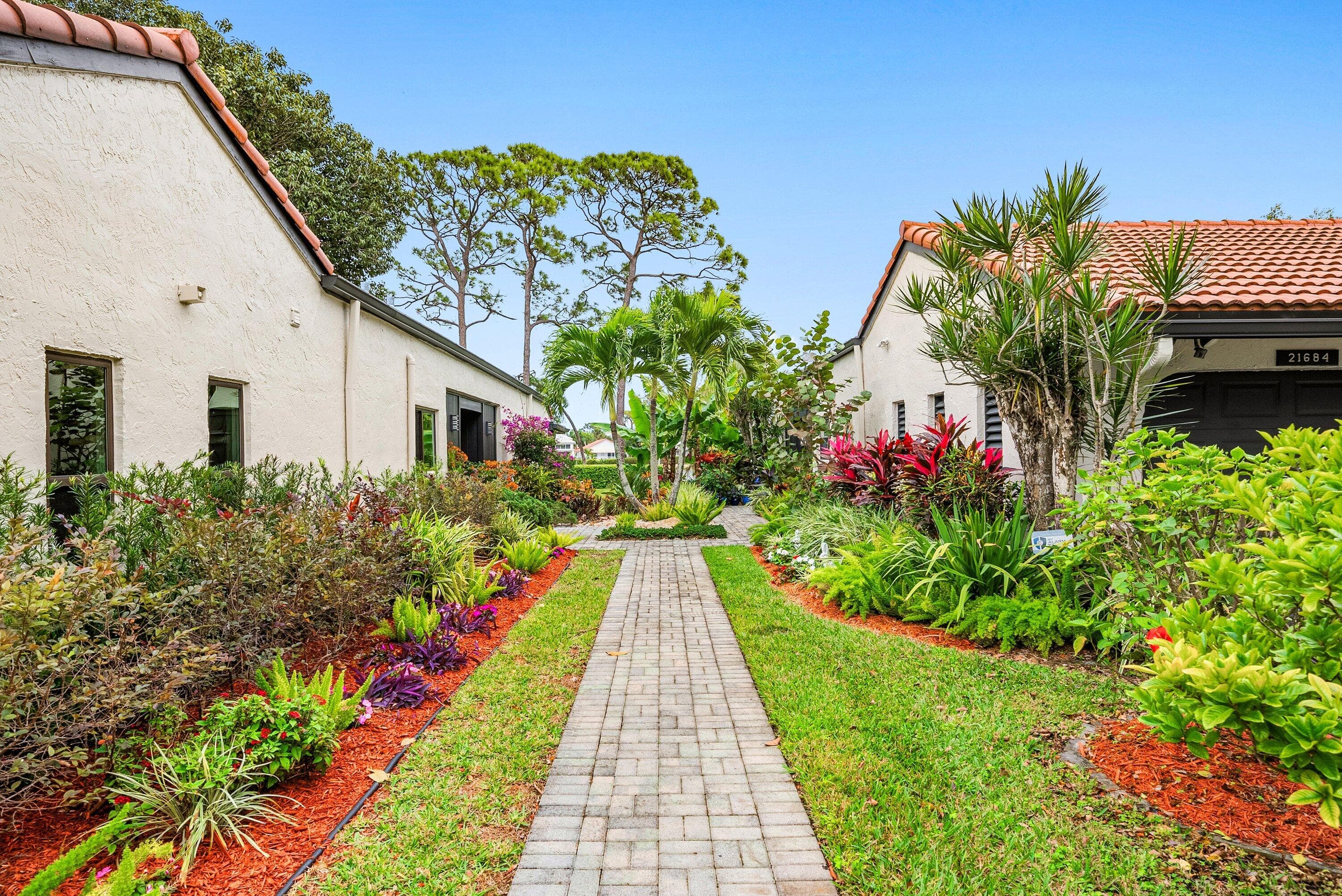21680 Tall Palm Circle 12-B, Boca Raton, FL 33433 — photo 4 of 43