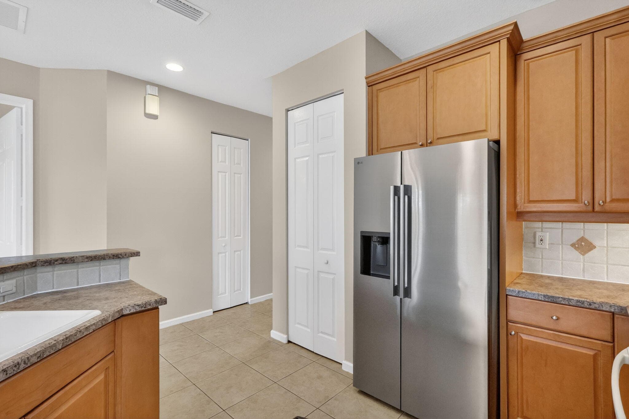 906 Mariner Bay Boulevard, Hutchinson Island, FL 34949 — photo 12 of 61
