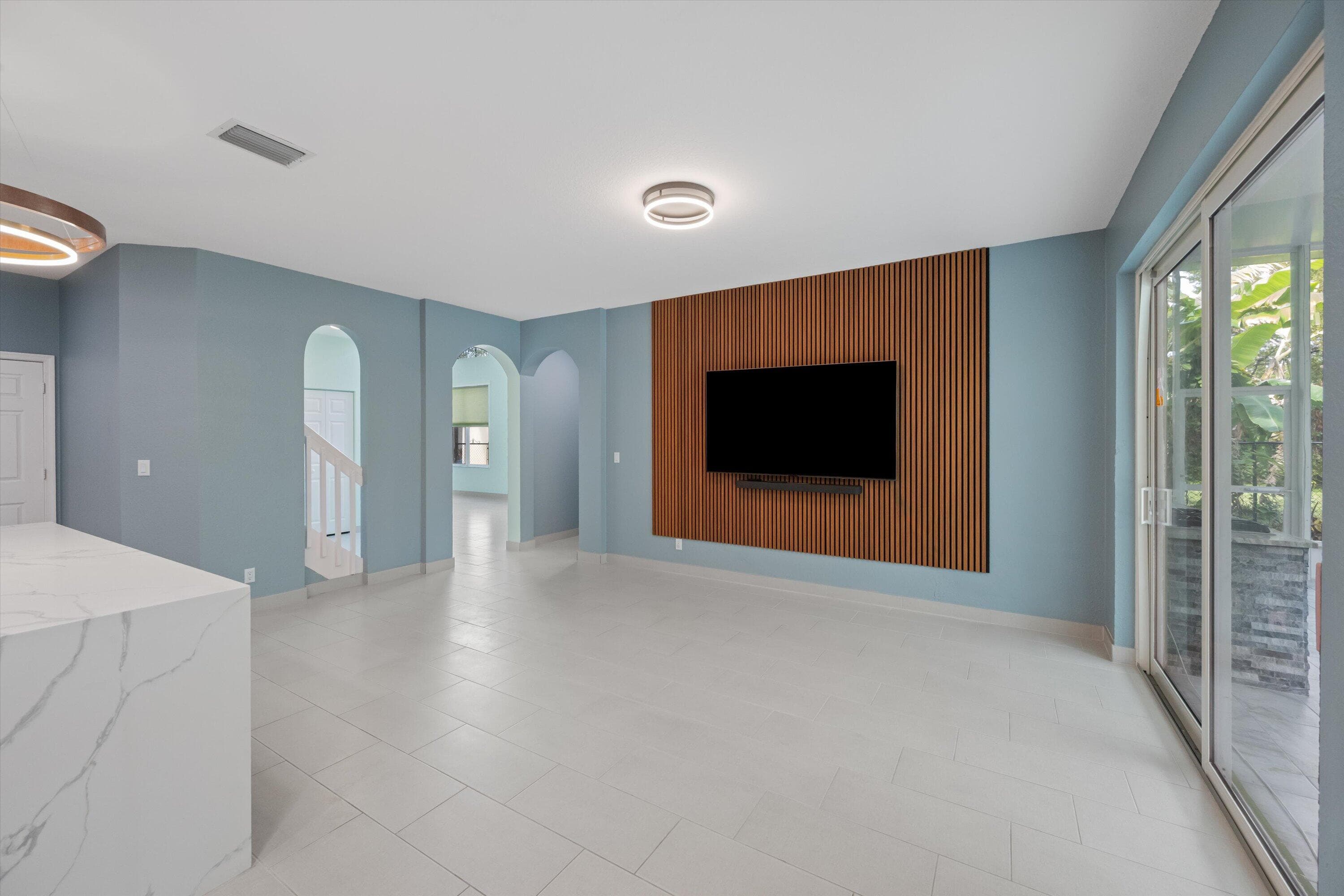 1222 Rose Gate Boulevard, Riviera Beach, FL 33404 — photo 10 of 32