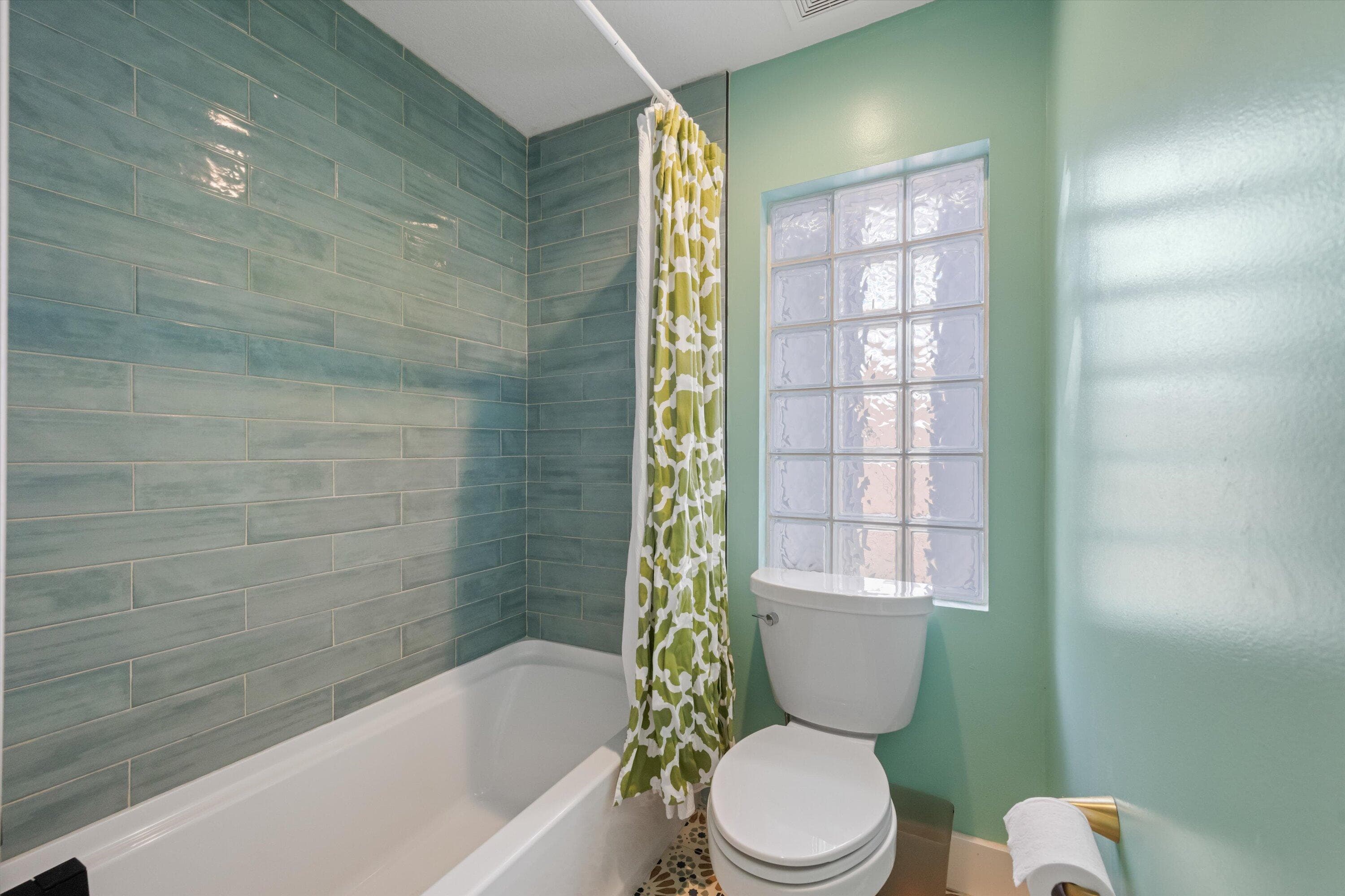 1222 Rose Gate Boulevard, Riviera Beach, FL 33404 — photo 27 of 32