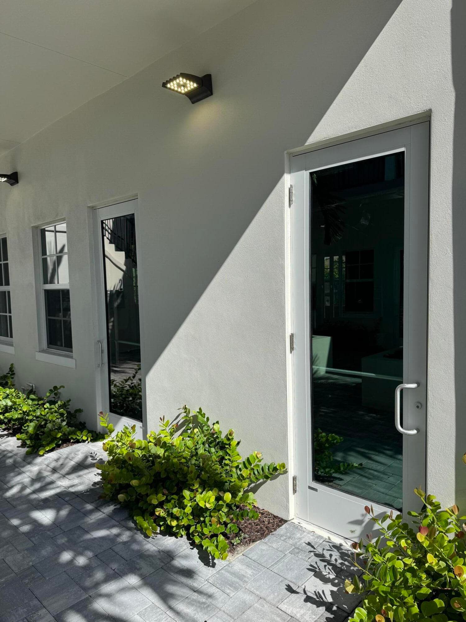 20 NW 6th Avenue, Delray Beach, FL 33444 — photo 2 of 12