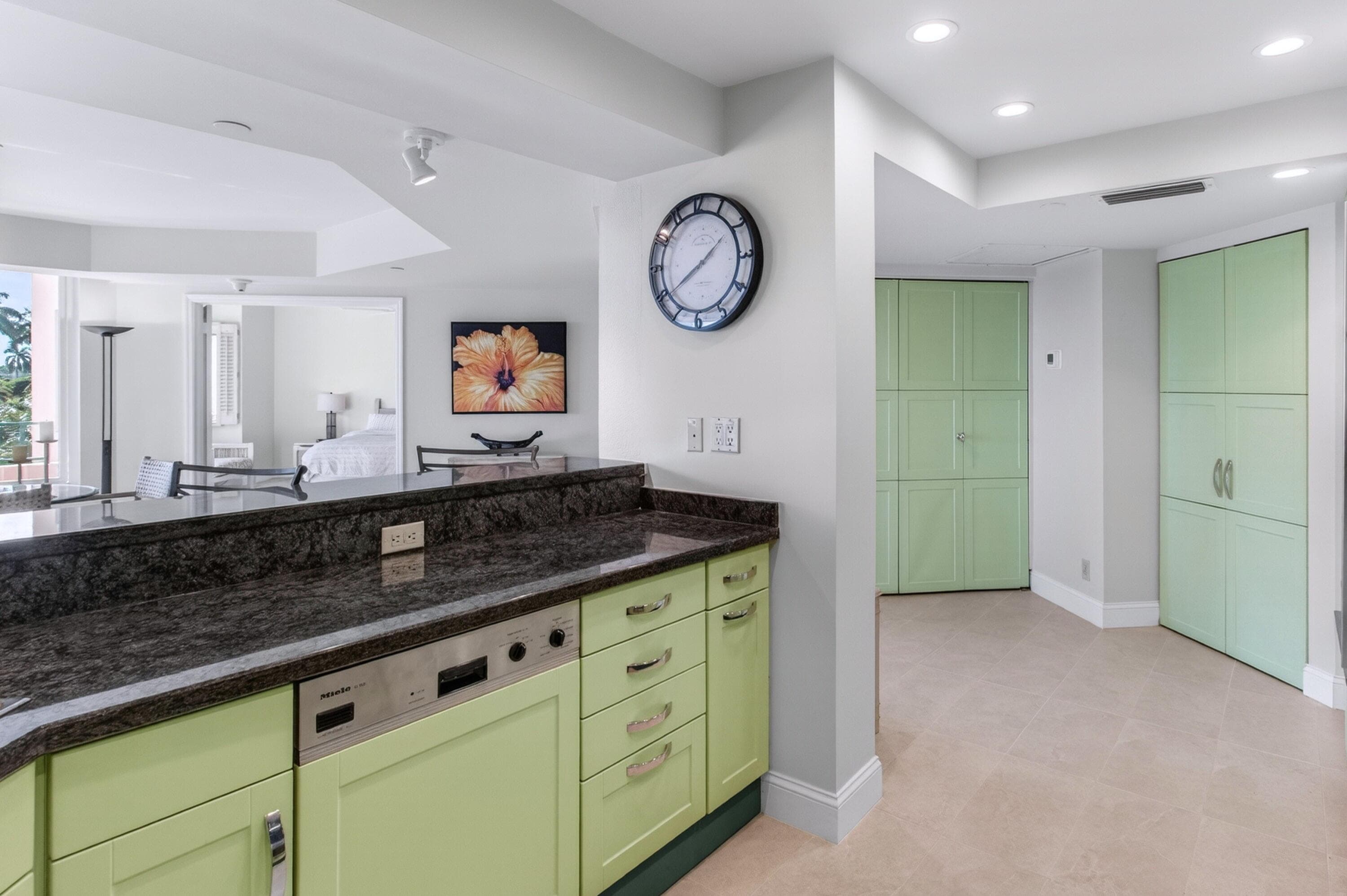 140 SE 5th Avenue 448, Boca Raton, FL 33432 — photo 11 of 36