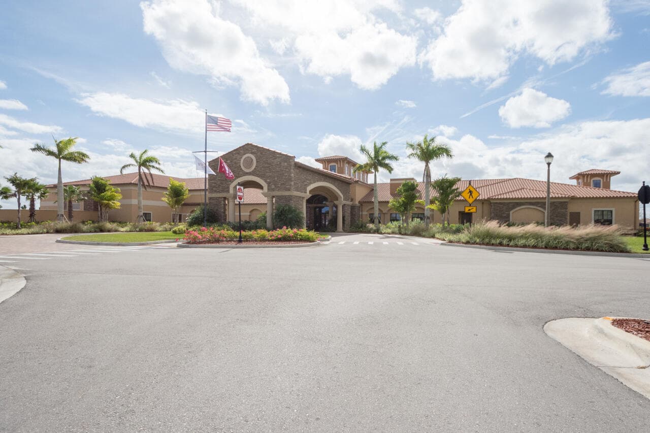 10178 SW Fernwood Avenue, Port St. Lucie, FL 34987 — photo 34 of 62