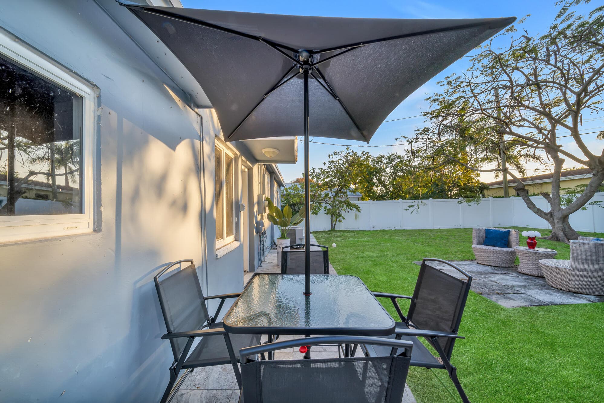 3331 Lake Avenue, West Palm Beach, FL 33405 — photo 17 of 31