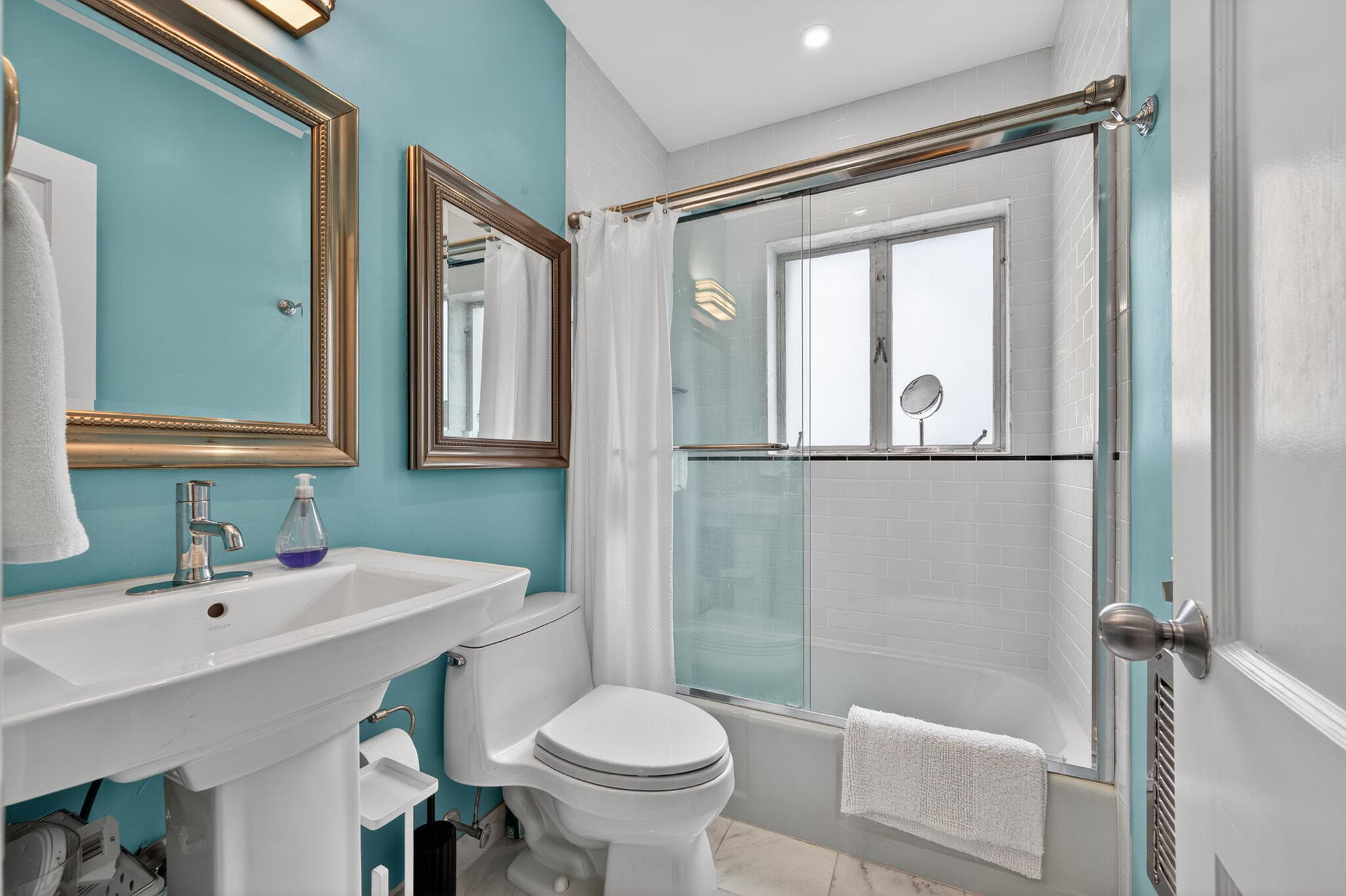 381 S Lake Drive 16, Palm Beach, FL 33480 — photo 17 of 24