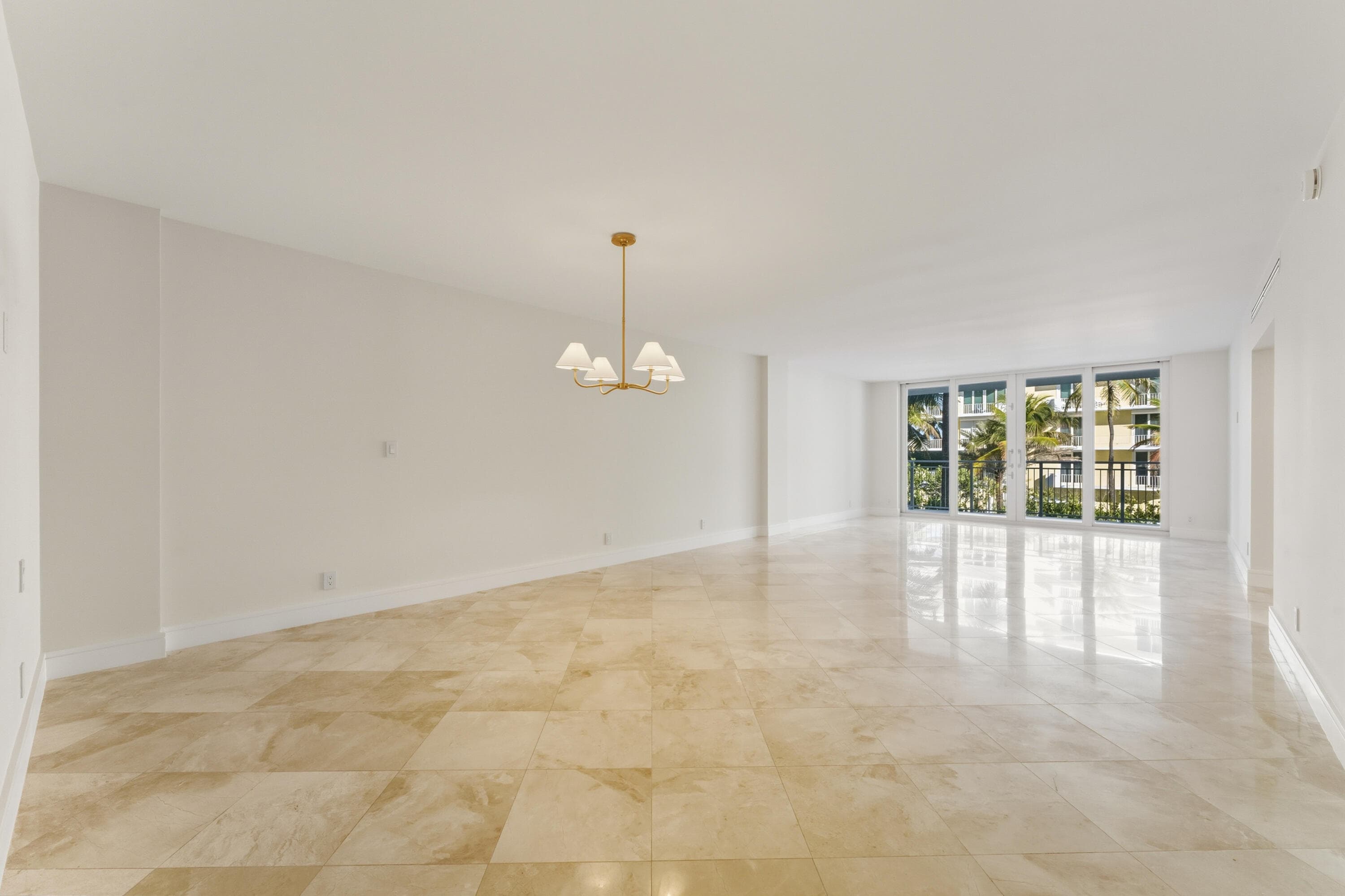 100 Worth Avenue 308, Palm Beach, FL 33480 — photo 7 of 47