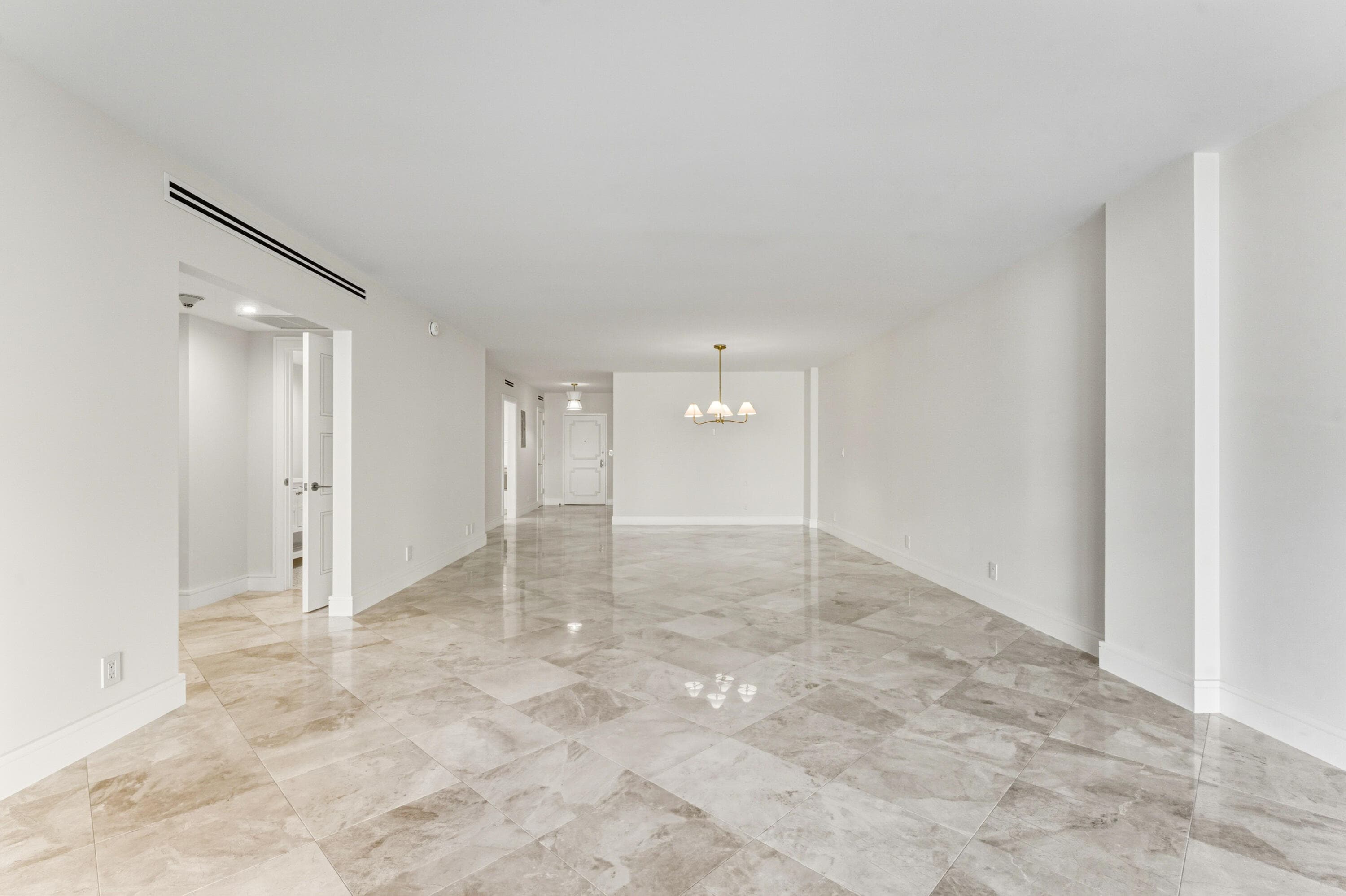 100 Worth Avenue 308, Palm Beach, FL 33480 — photo 5 of 47