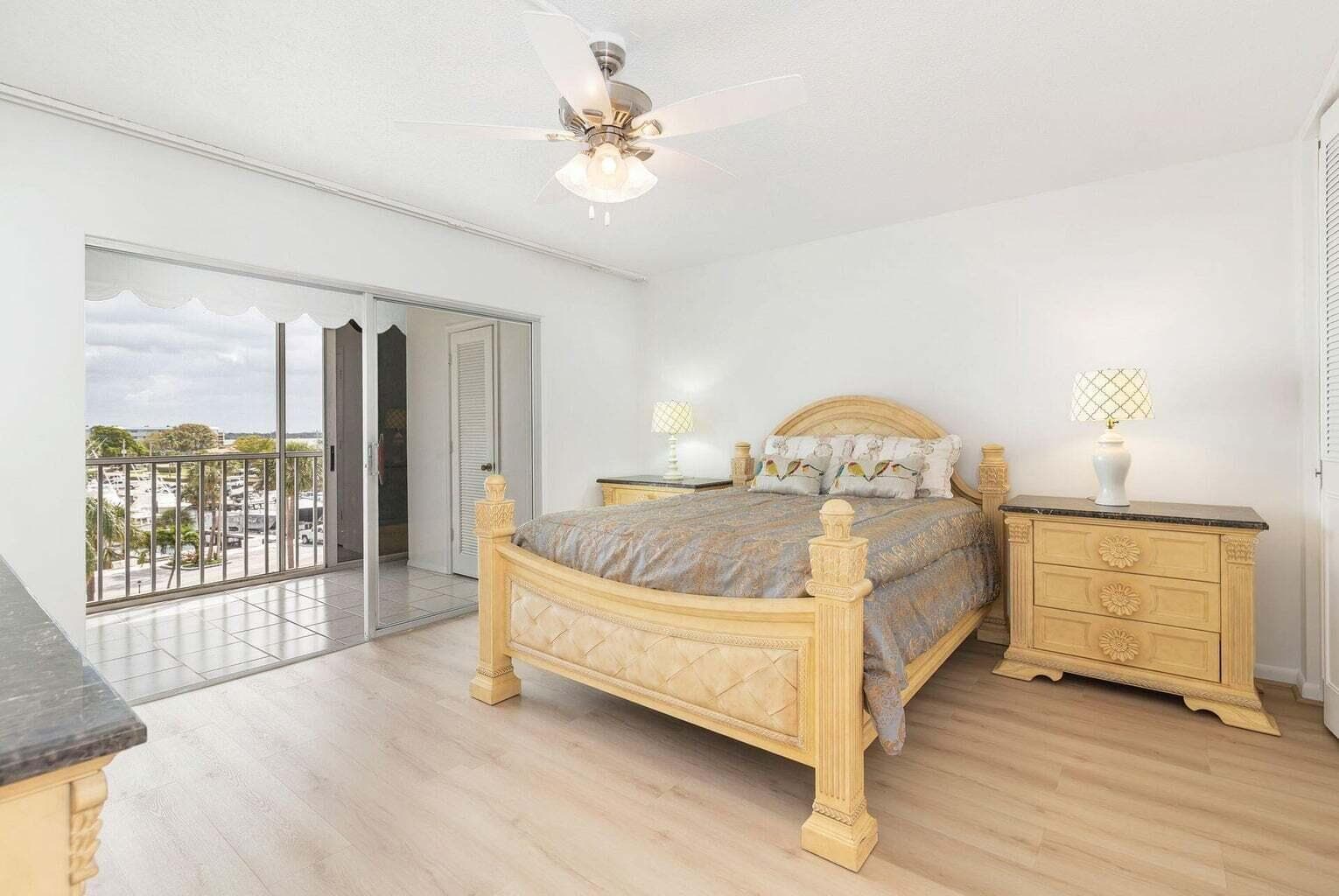 907 Marina Drive 402, North Palm Beach, FL 33408 — photo 14 of 52