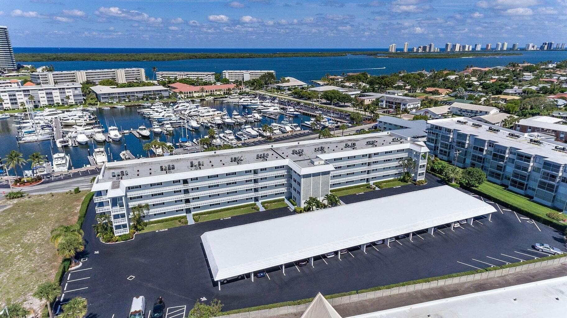 907 Marina Drive 402, North Palm Beach, FL 33408 — photo 32 of 52