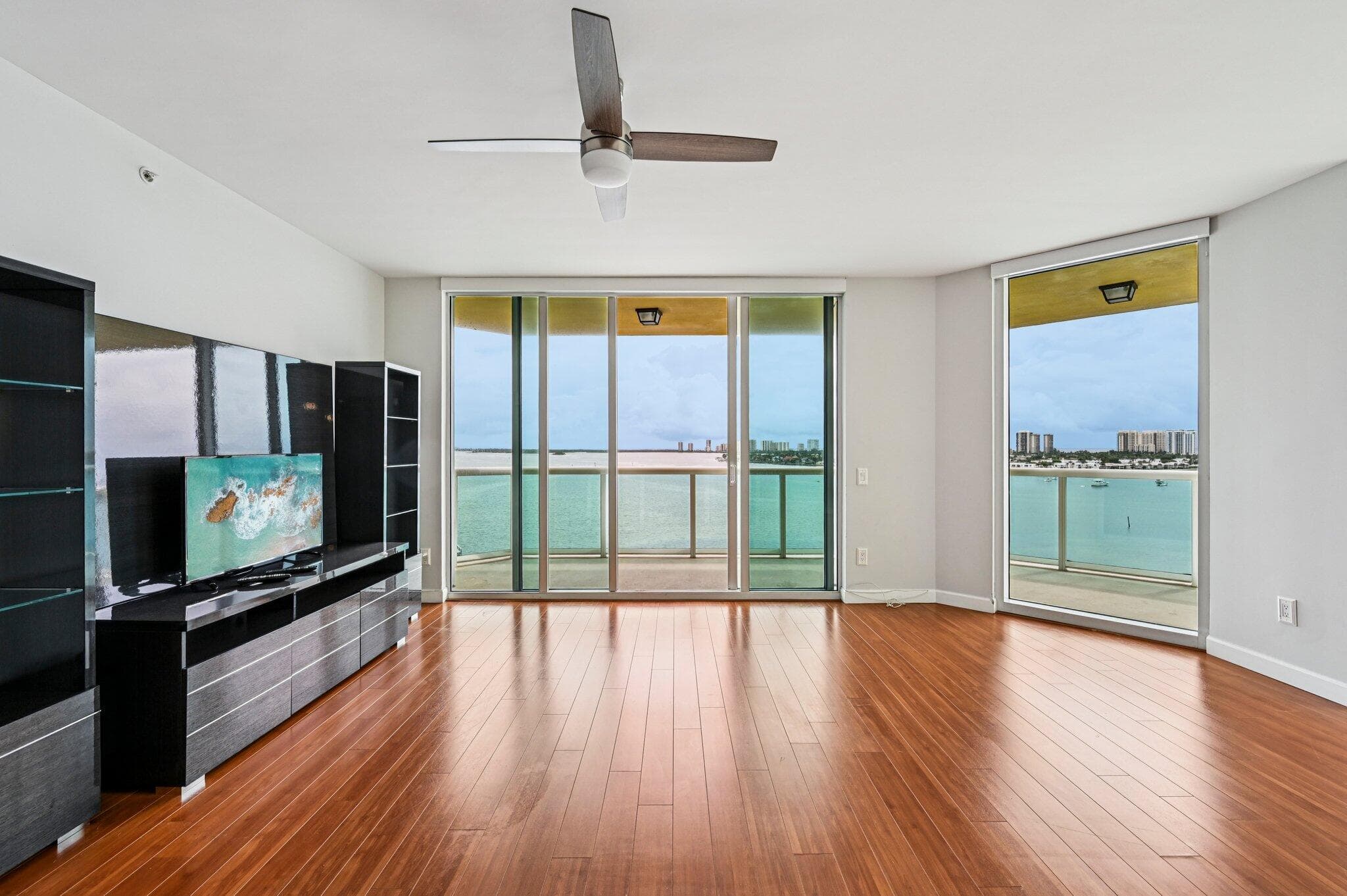 2650 Lake Shore Drive 1006, Riviera Beach, FL 33404 — photo 10 of 46